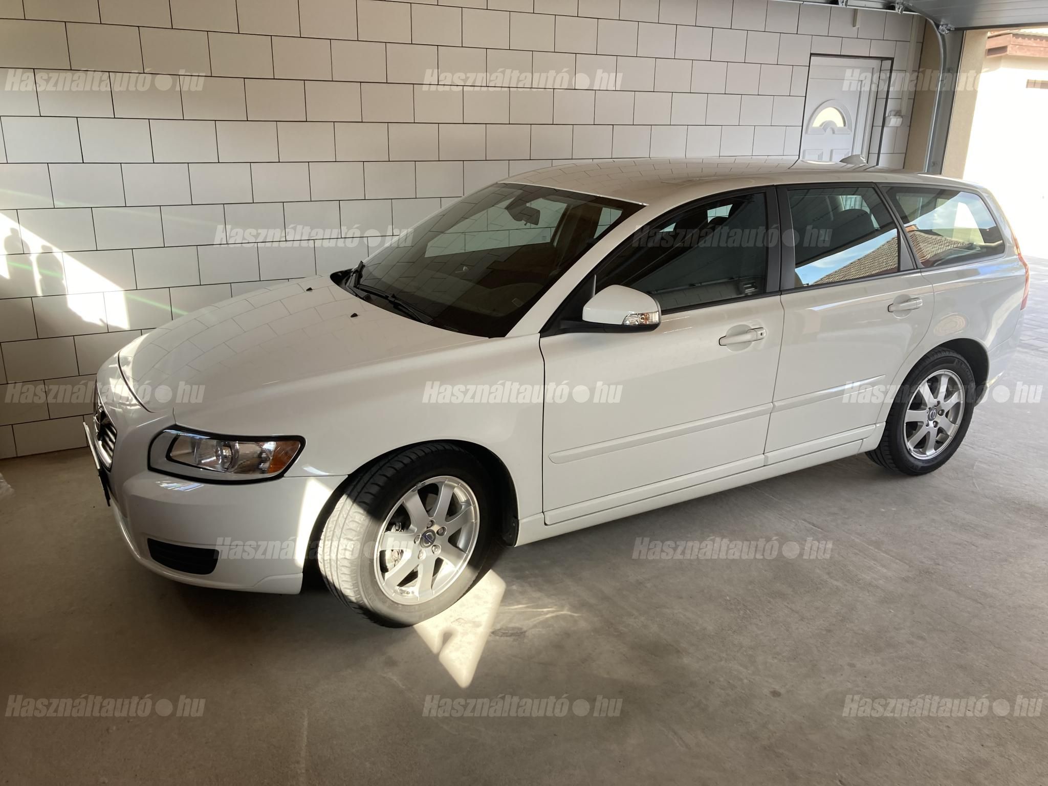 VOLVO V50 2012/2 - 1