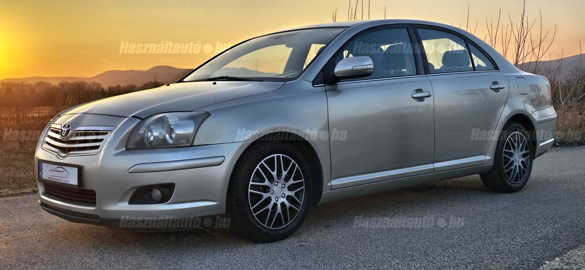 TOYOTA AVENSIS 2008/4 - 1