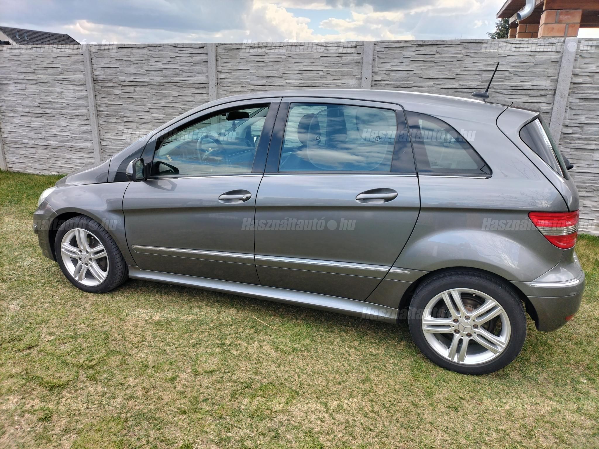 MERCEDES-BENZ B 200 2008/10 - 1
