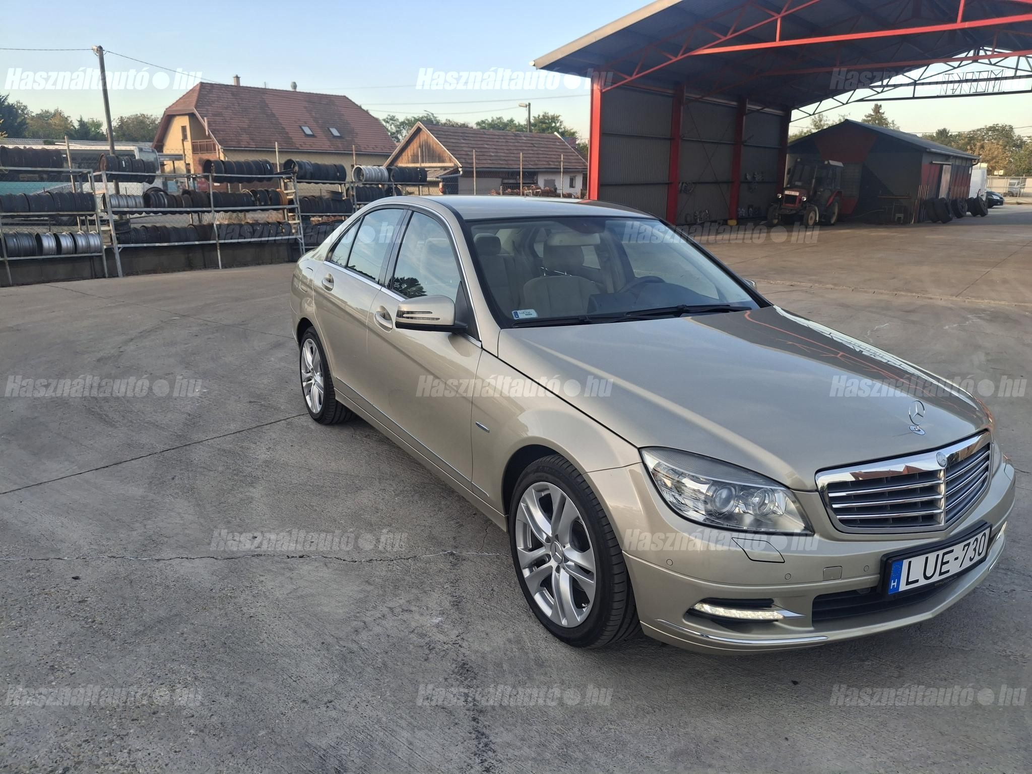 MERCEDES-BENZ C 220 2010/10 - 1