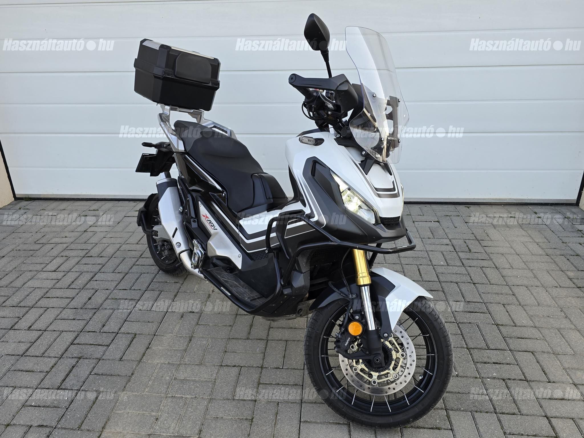 HONDA X-ADV 2018/5 - 1