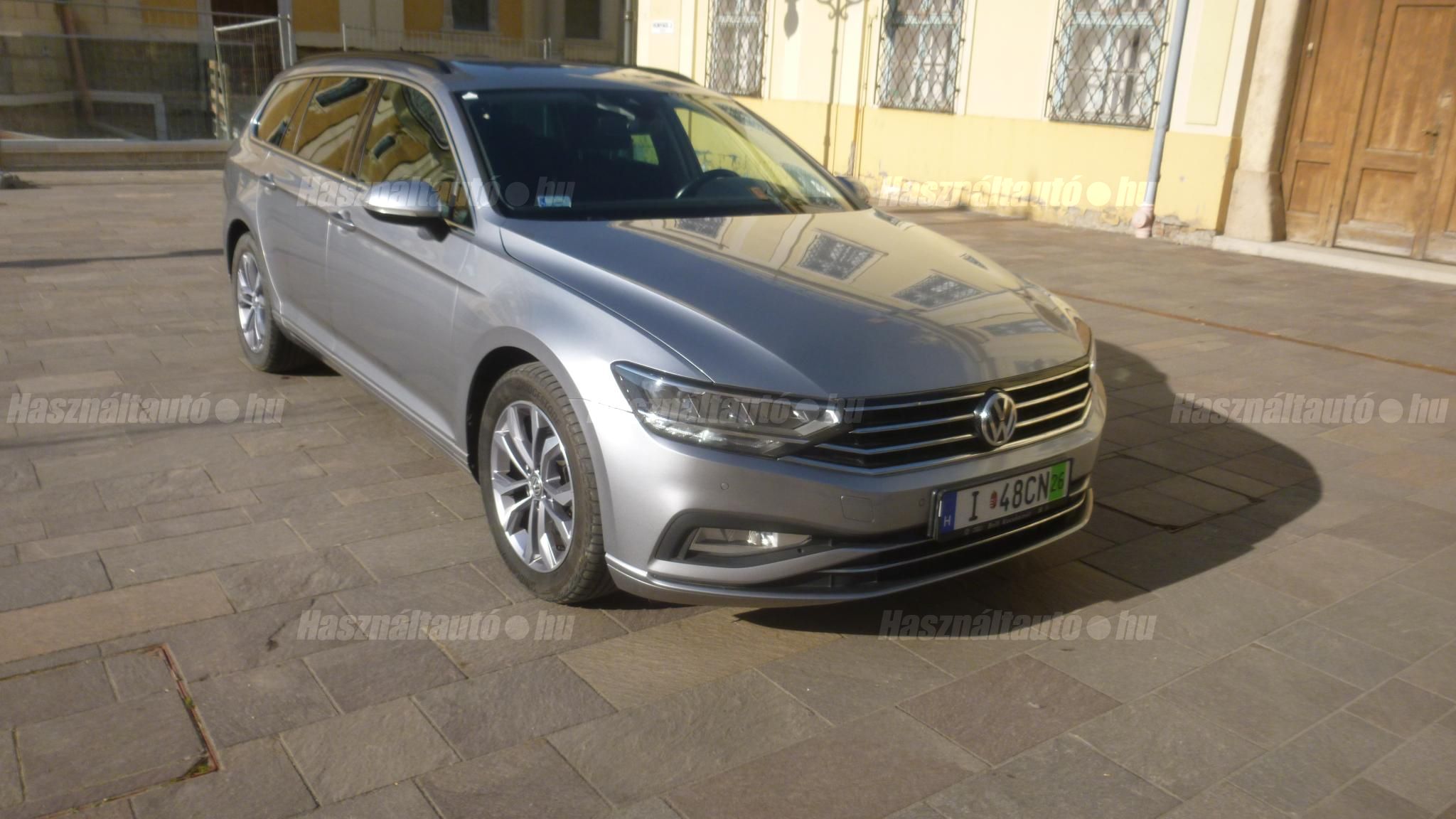VOLKSWAGEN PASSAT 2020/3 - 1
