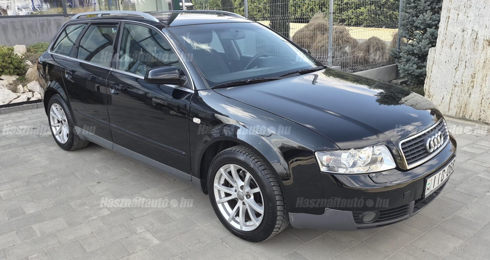 AUDI A4 2002/9 - 1