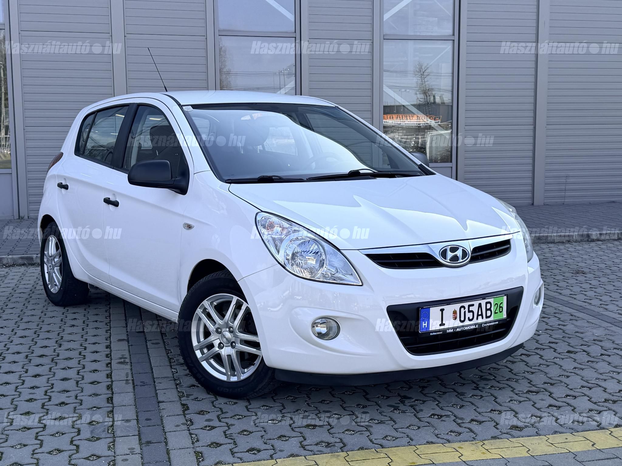 HYUNDAI I20 2012/7 - 1