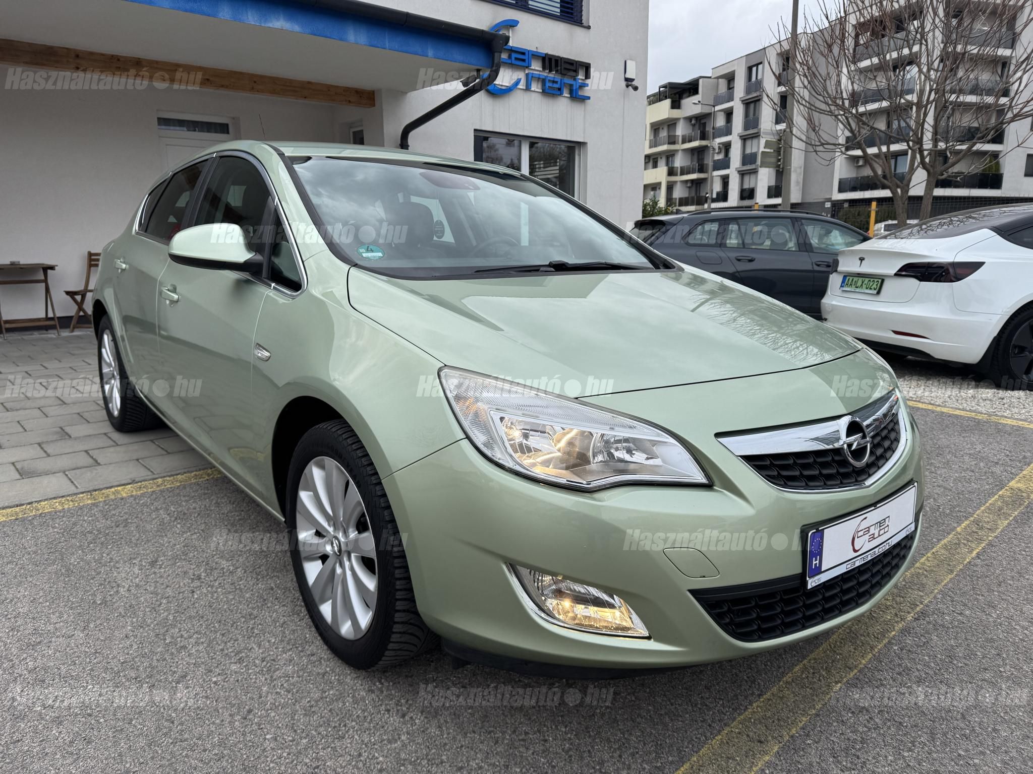 OPEL ASTRA J 2012/2 - 1