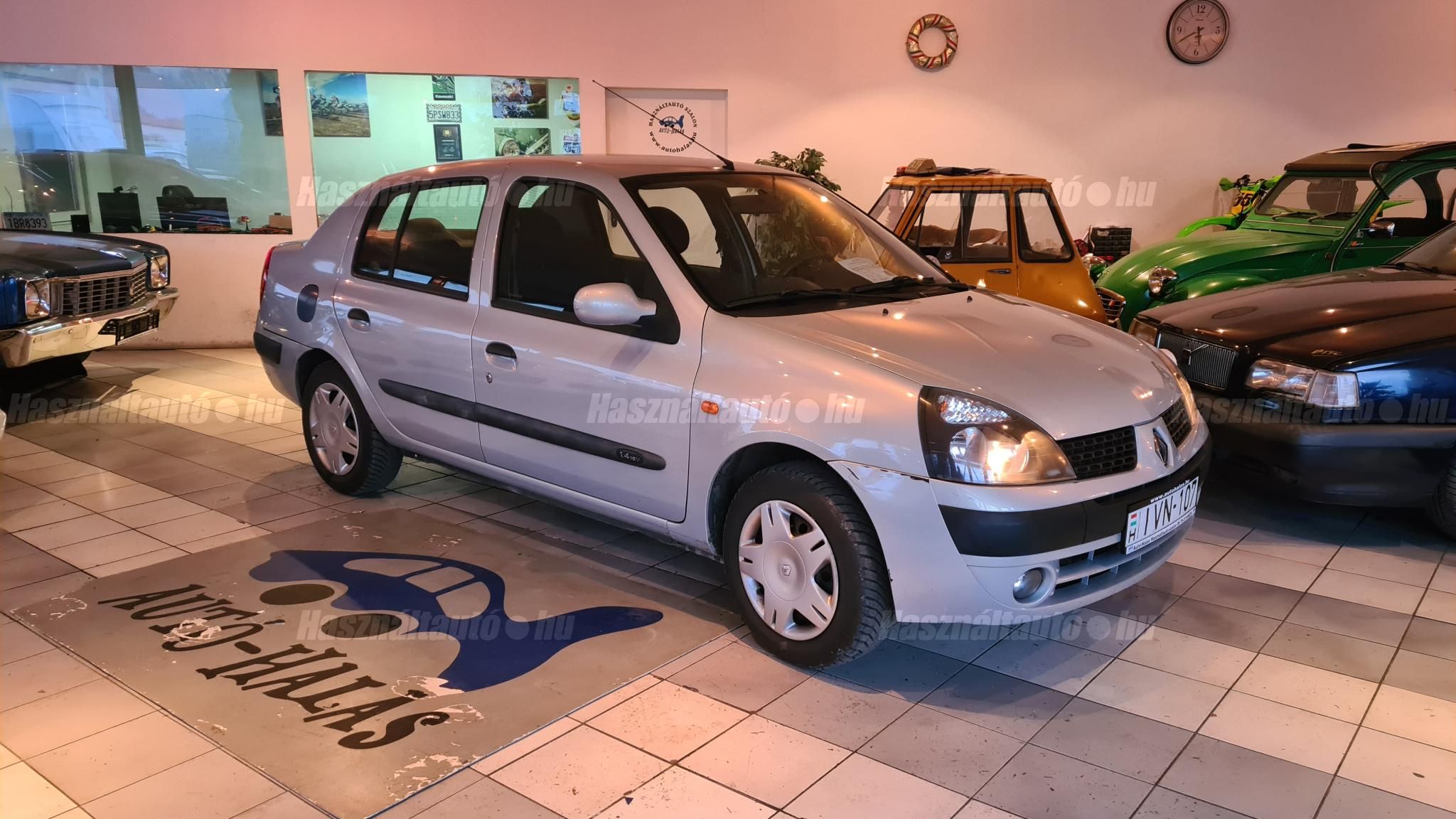 RENAULT THALIA 2003/10 - 1