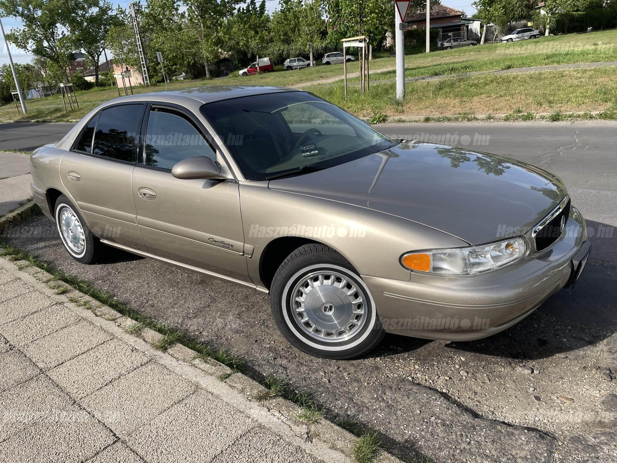 BUICK CENTURY 2000/8 - 1