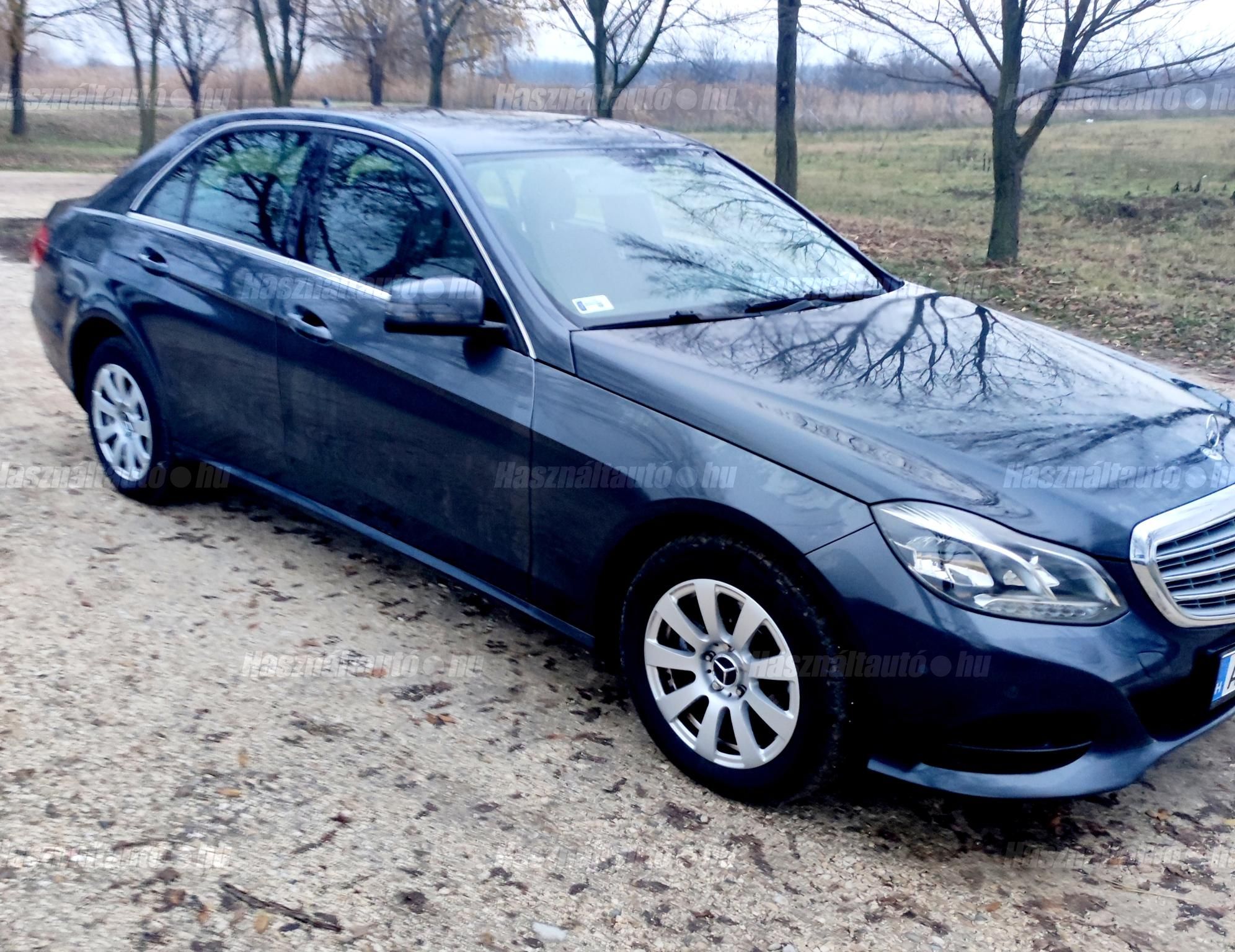 MERCEDES-BENZ E 200 2014/5 - 1