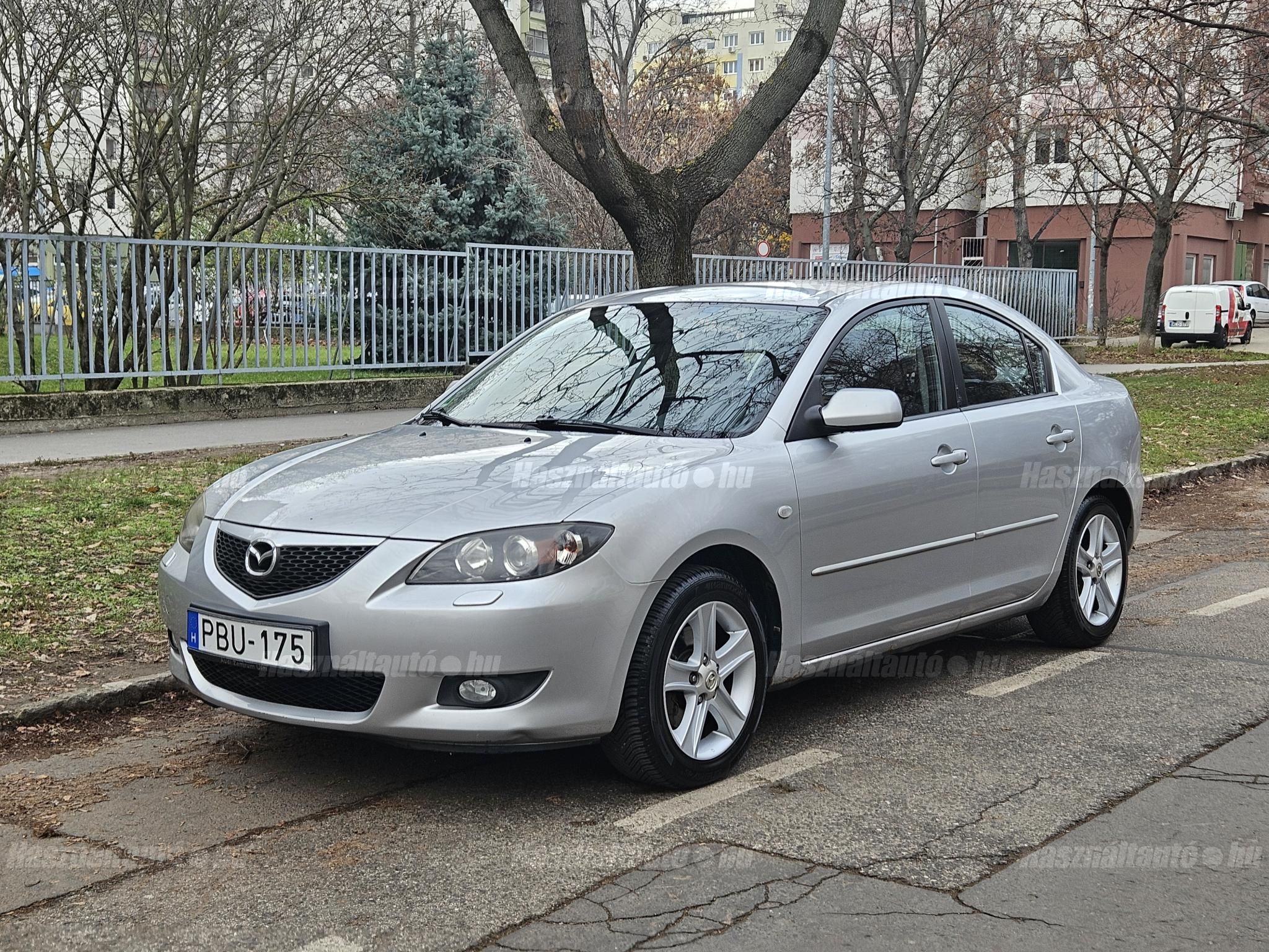 MAZDA 3 2004/7 - 1