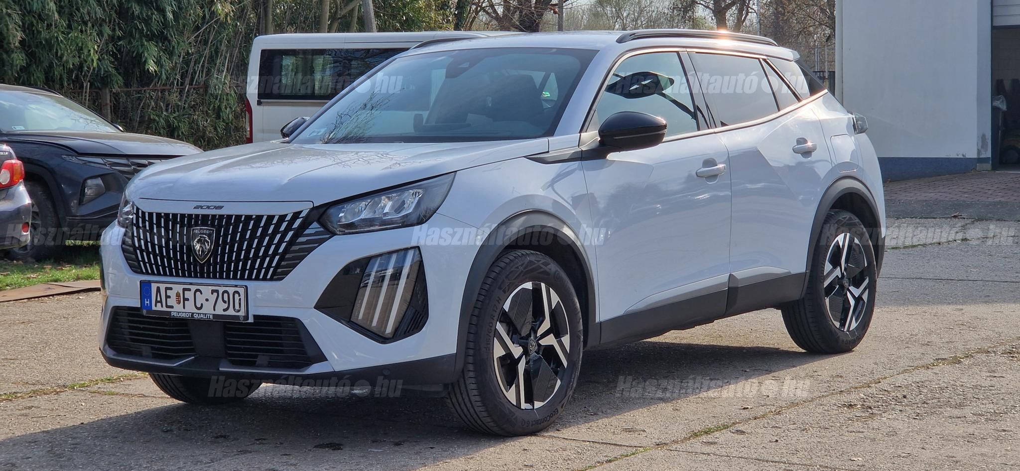 PEUGEOT 2008 2023 - 1