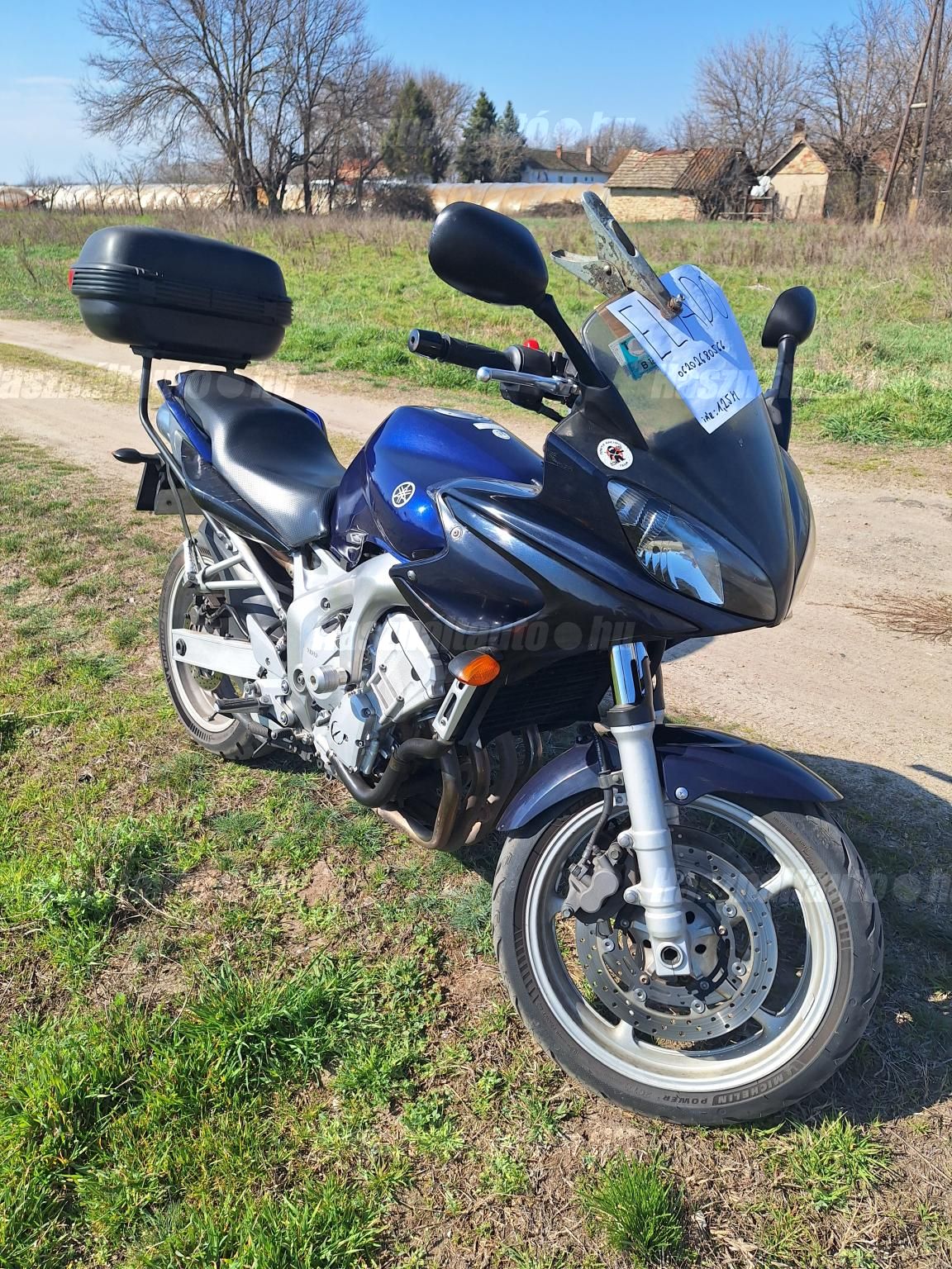 YAMAHA FZ6-S (FAZER) 2004 - 1