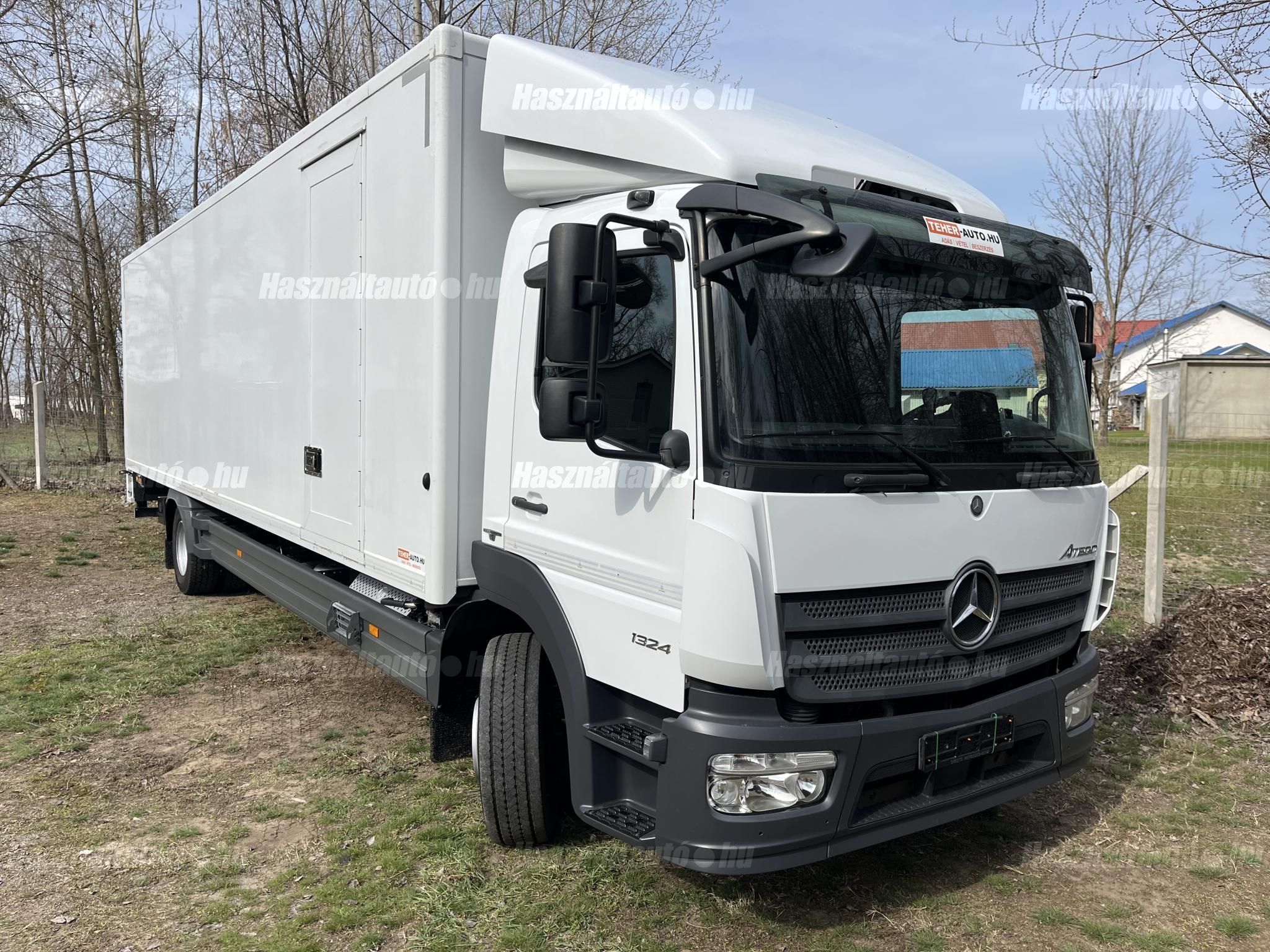 MERCEDES-BENZ 2016/9 - 1