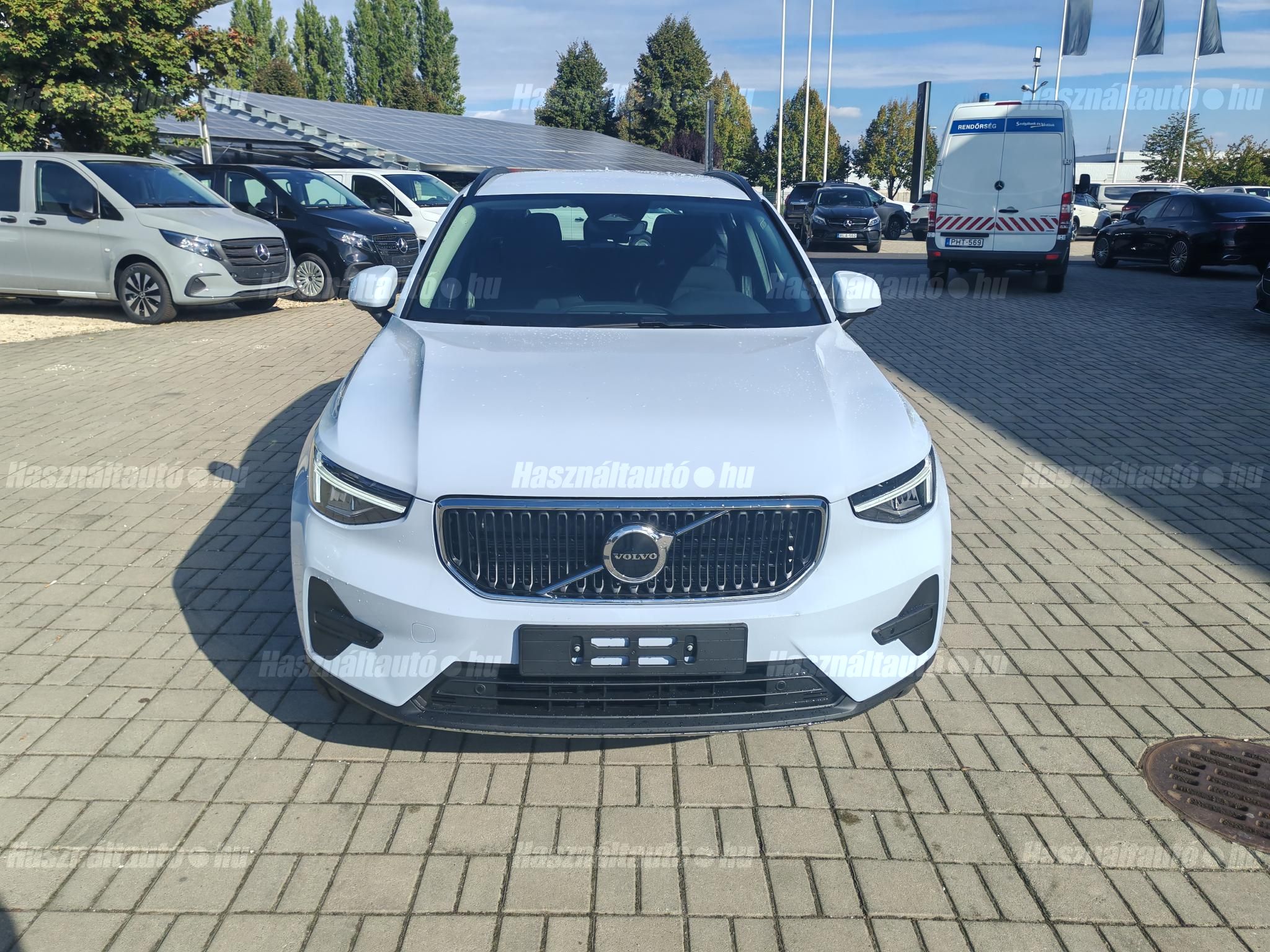 VOLVO XC40 2026 - 1
