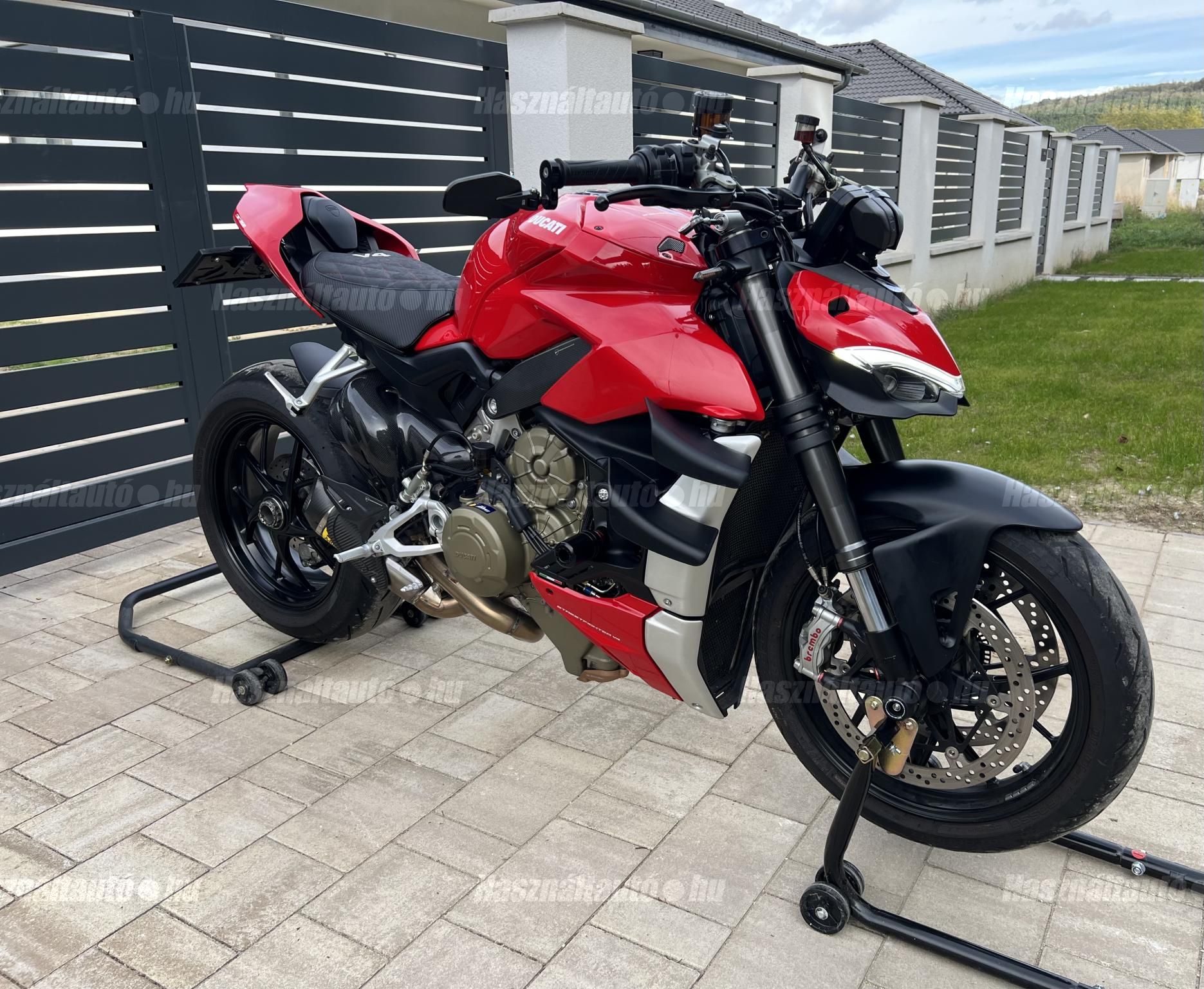DUCATI STREETFIGHTER V4 2020 - 1