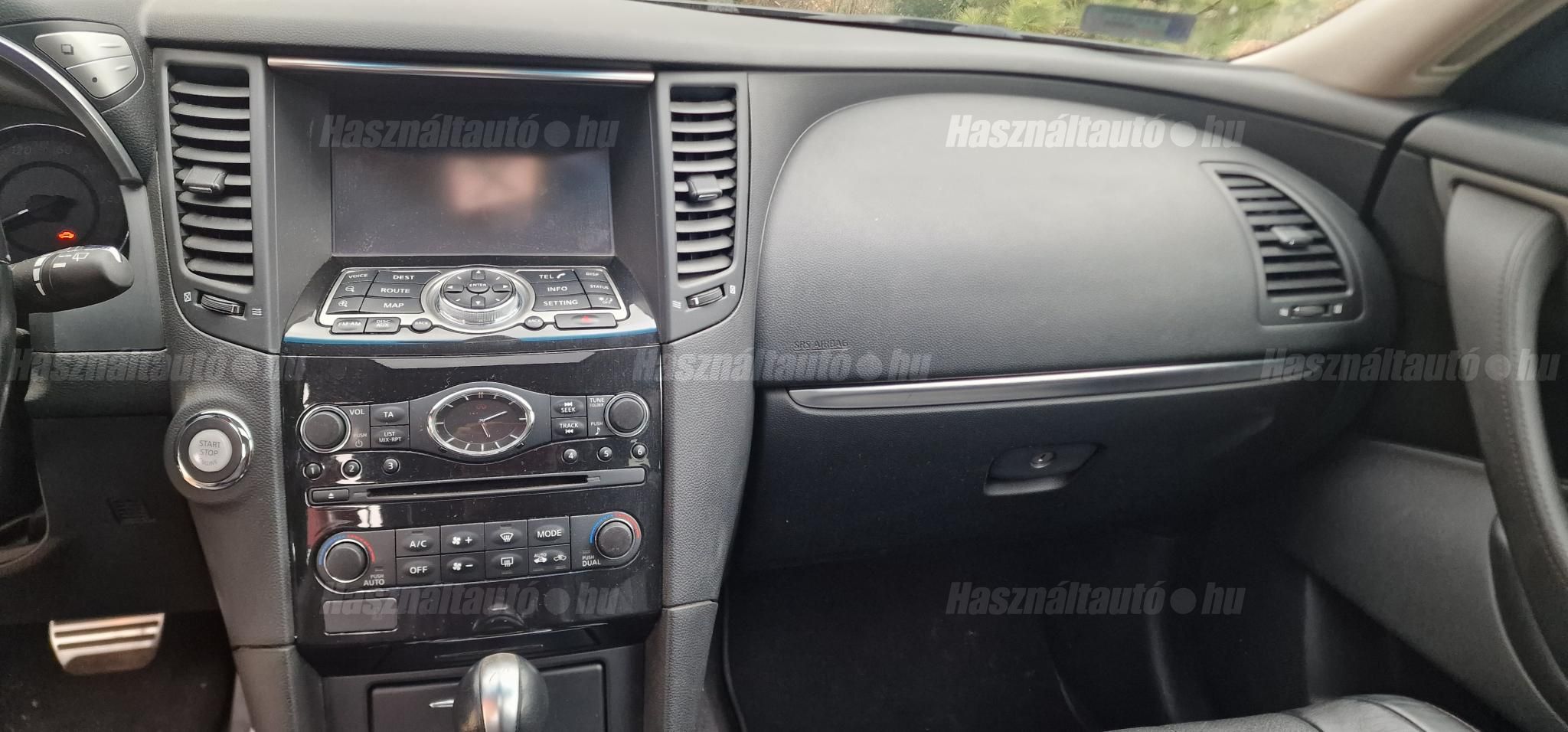 INFINITI QX70 2015/5 - 1