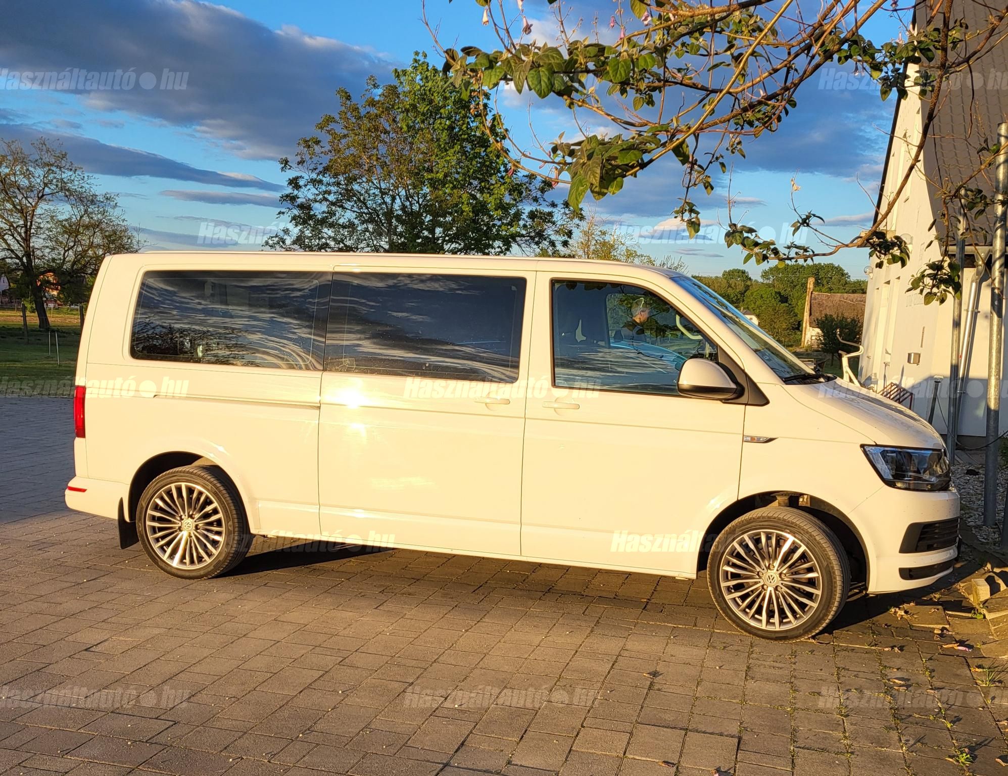 VOLKSWAGEN CARAVELLE 2016 - 1