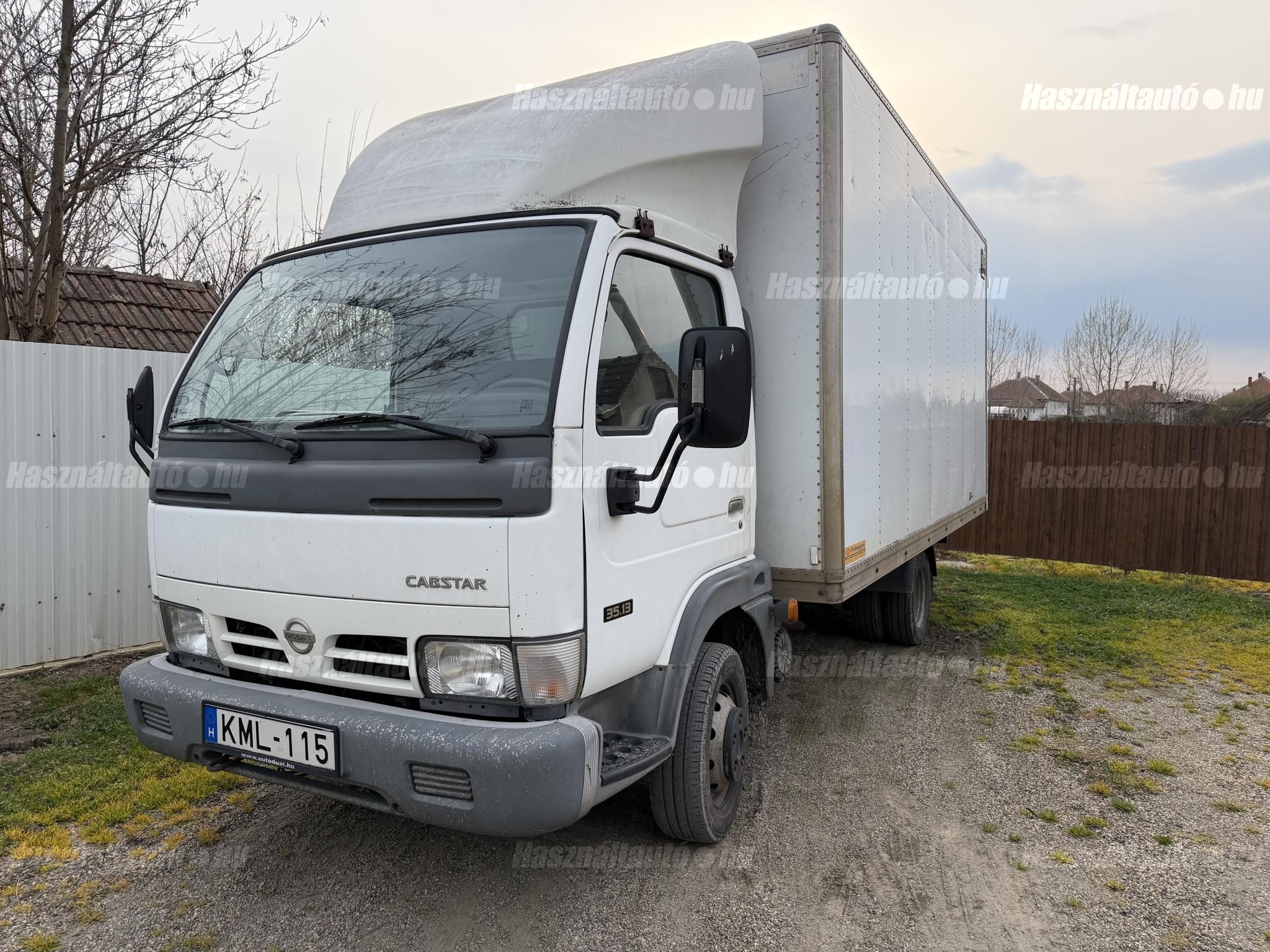 NISSAN CABSTAR 2004/9 - 1