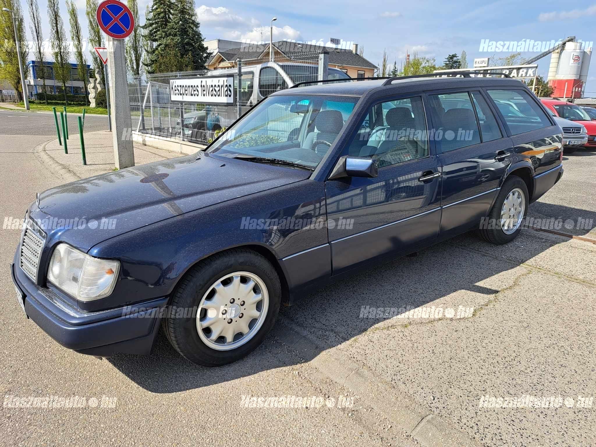 MERCEDES-BENZ E 220 1996/1 - 1
