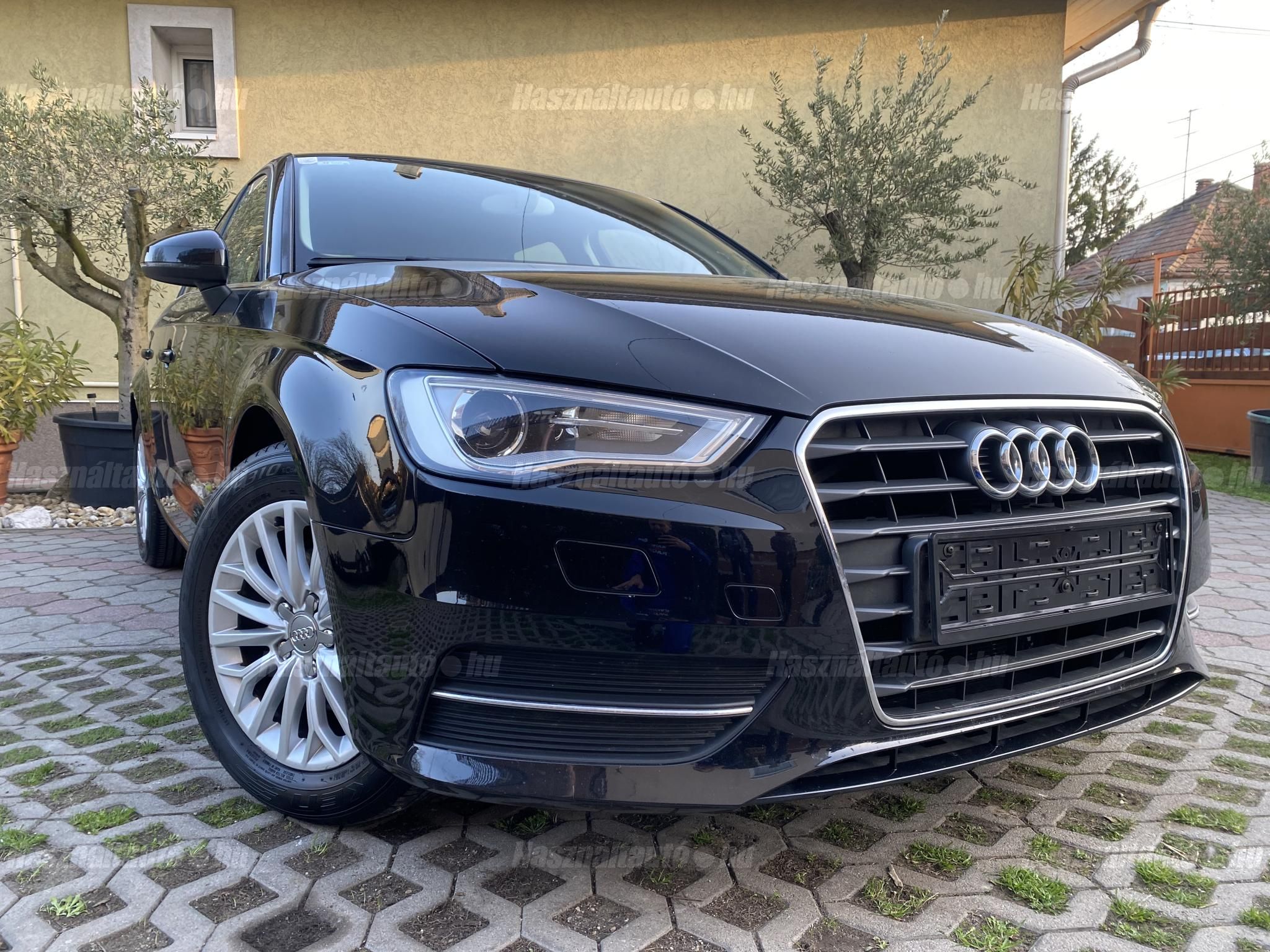 AUDI A3 2013/9 - 1