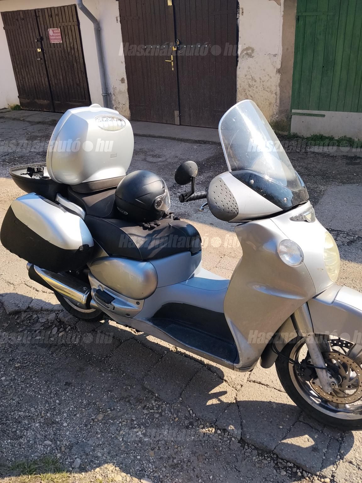 APRILIA SCARABEO 500 2004/5 - 1