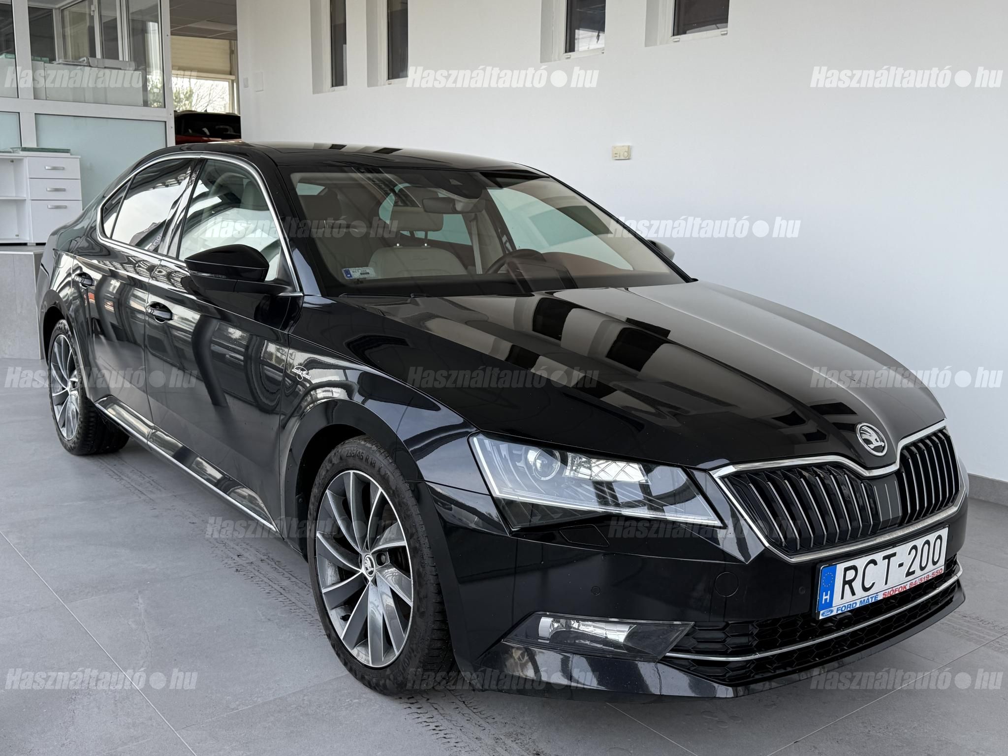SKODA SUPERB 2018/9 - 1