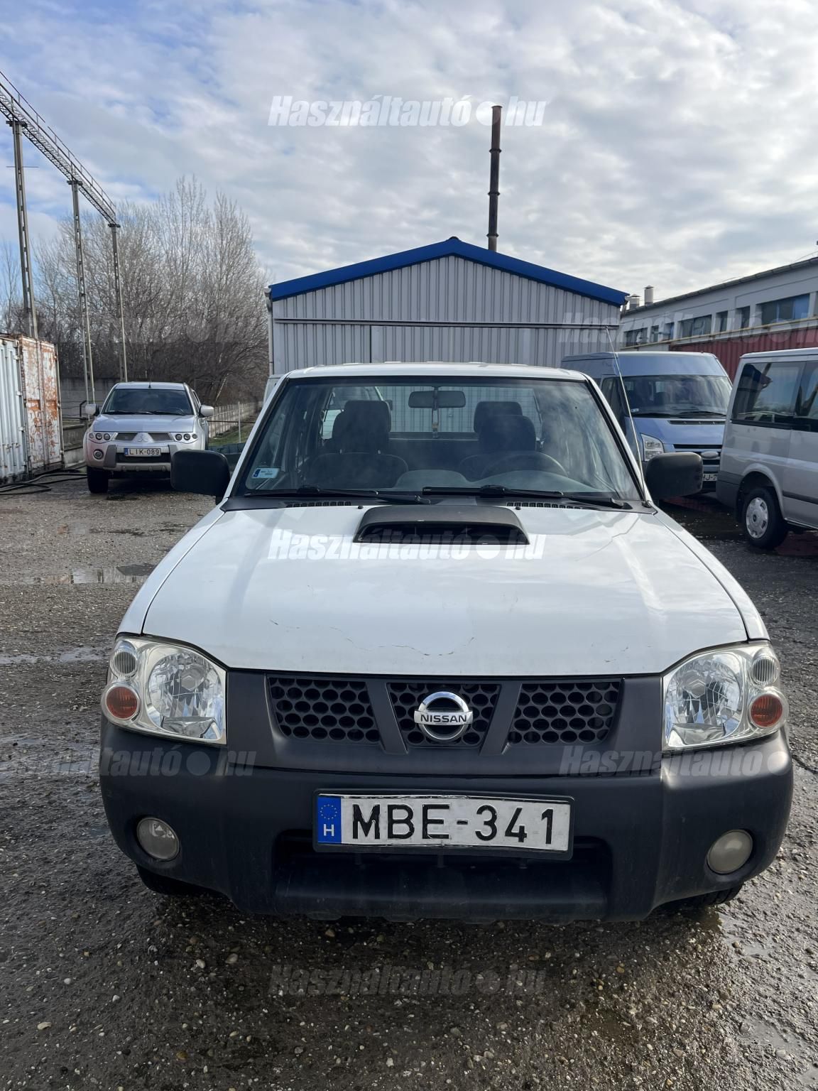 NISSAN NP300 2012/4 - 1