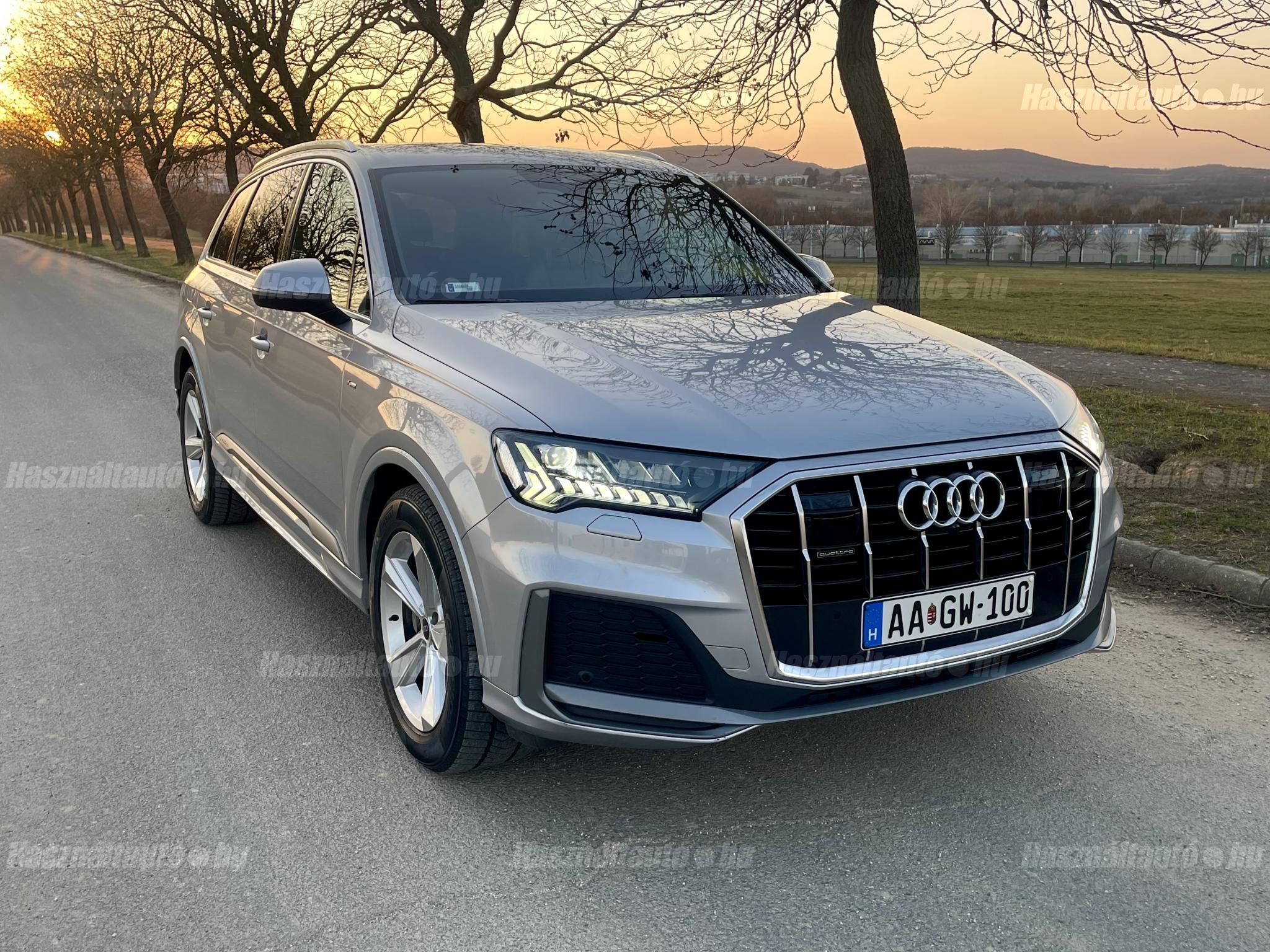AUDI Q7 2021/6 - 1