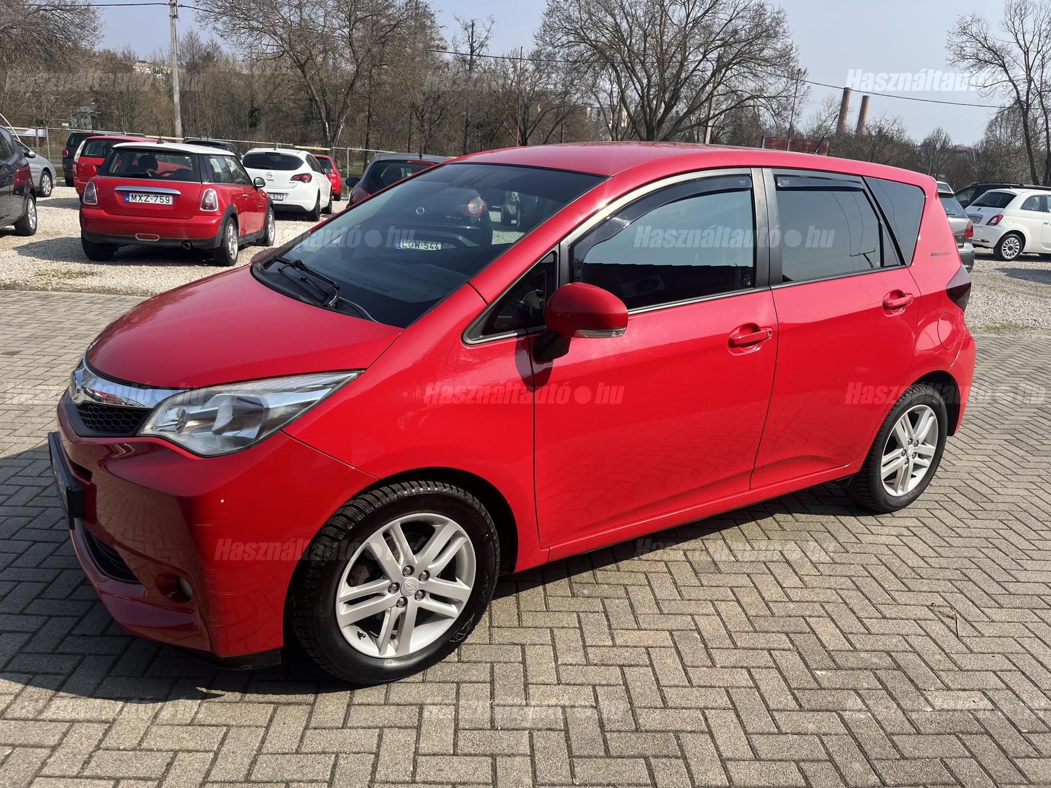 SUBARU TREZIA 2011/3 - 1