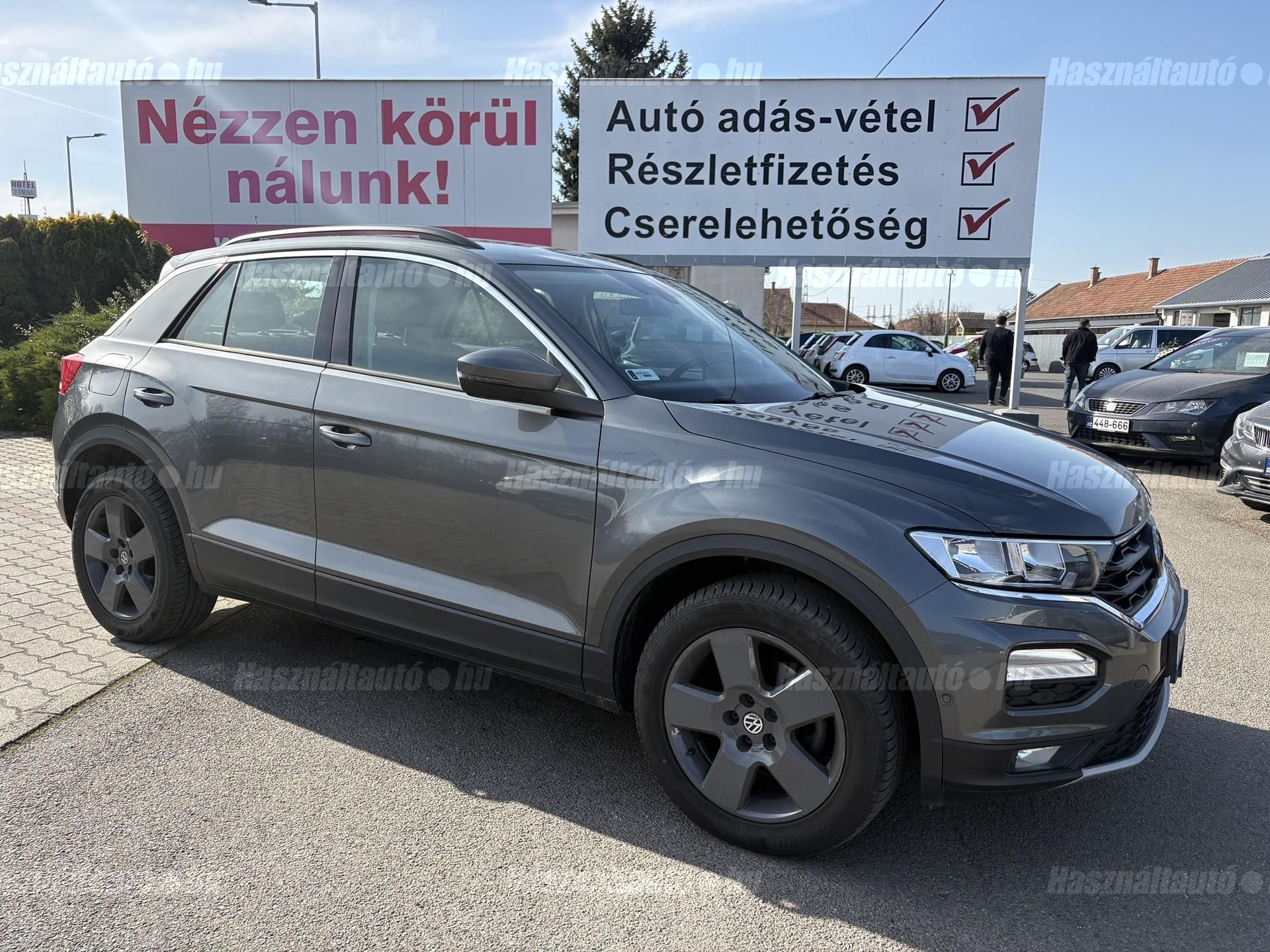 VOLKSWAGEN T-ROC 2019/7 - 1