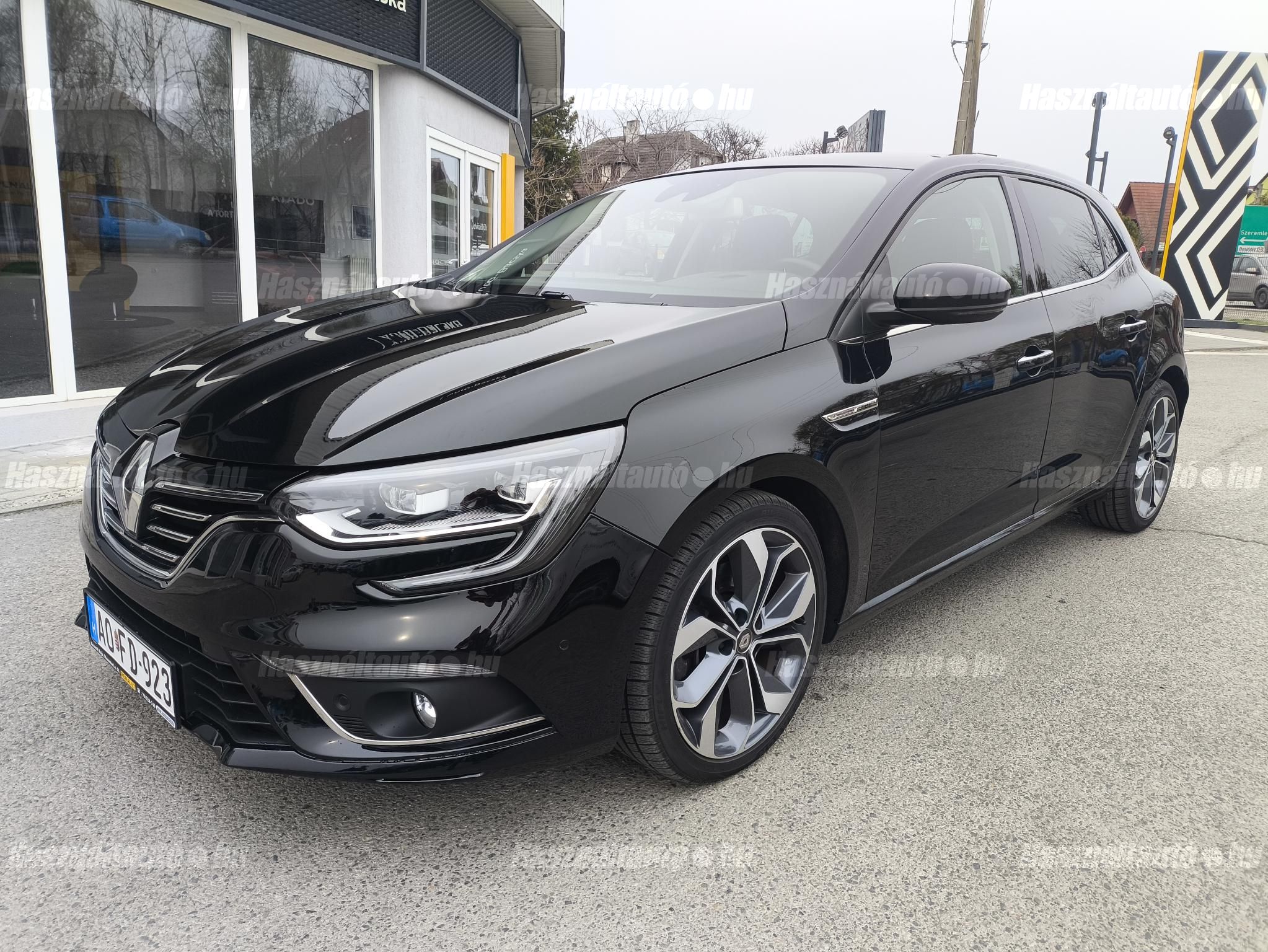RENAULT MEGANE 2018/3 - 1