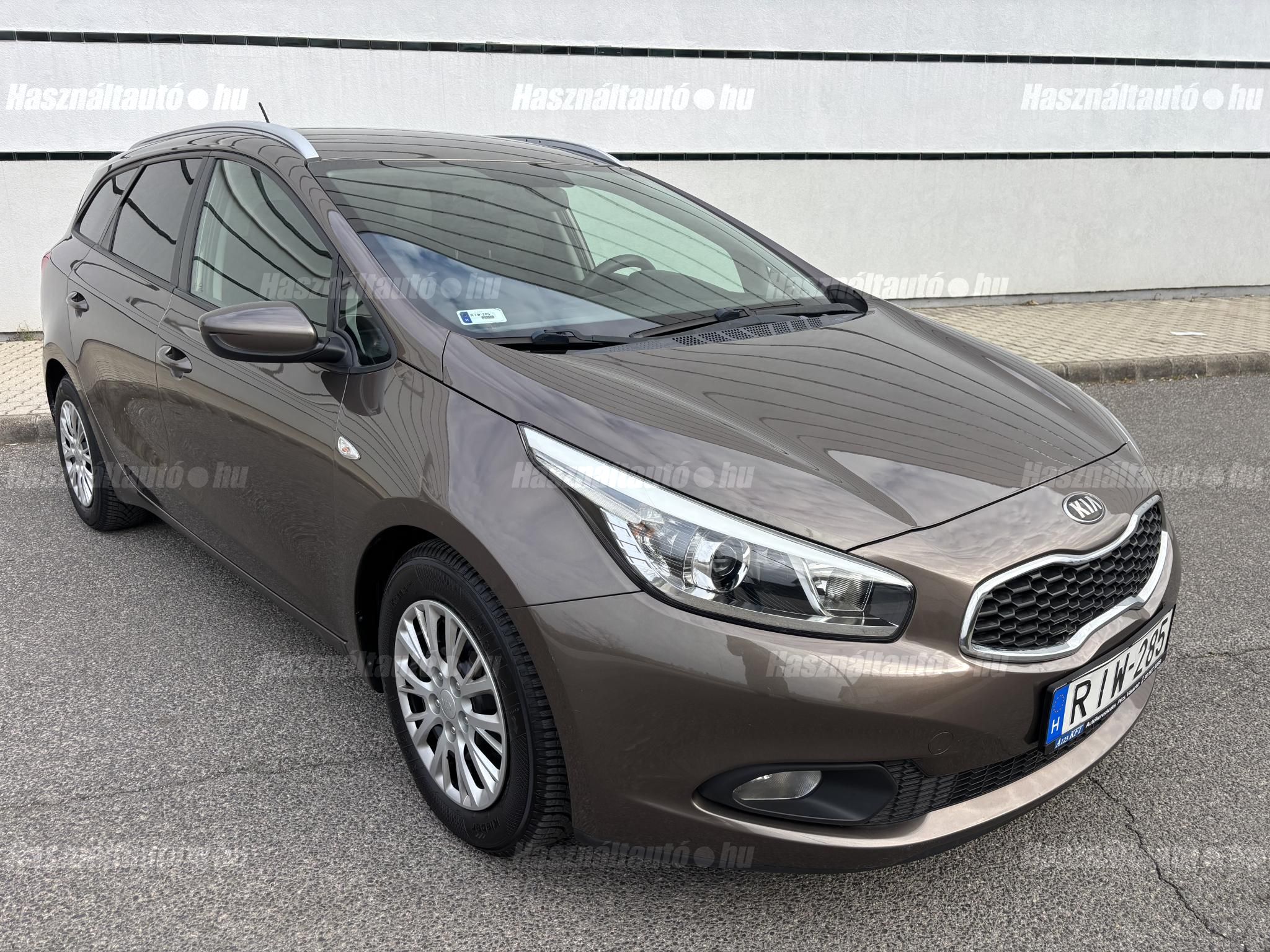 KIA CEE'D 2013/1 - 1