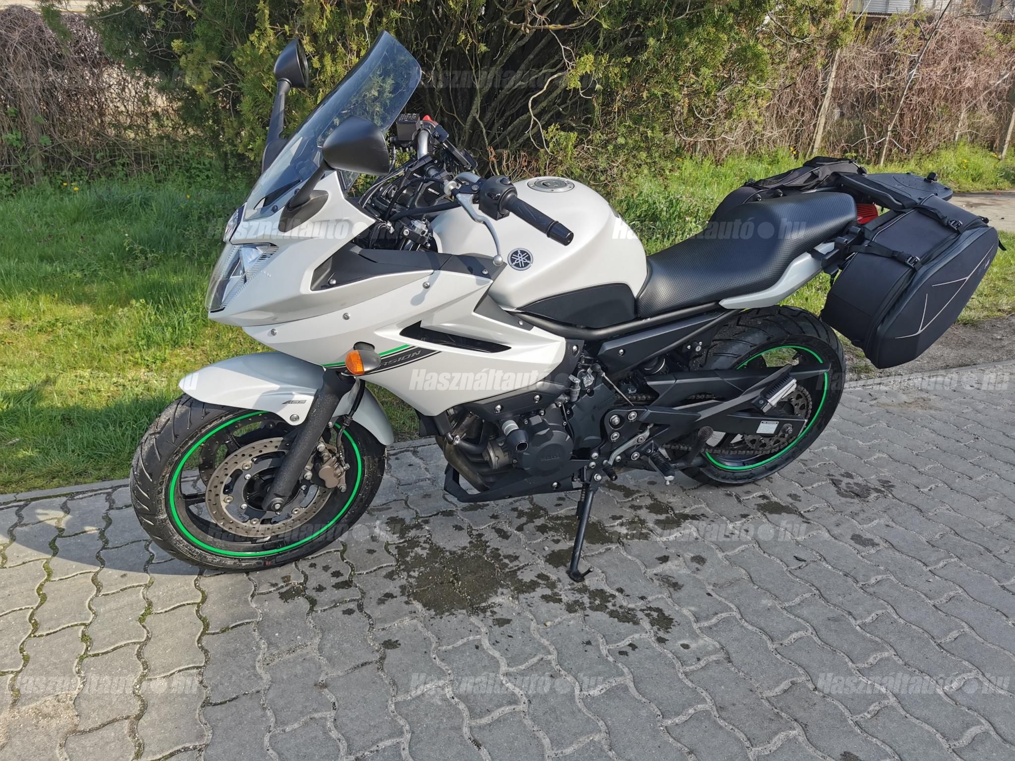 YAMAHA XJ 6 S 2013/6 - 1