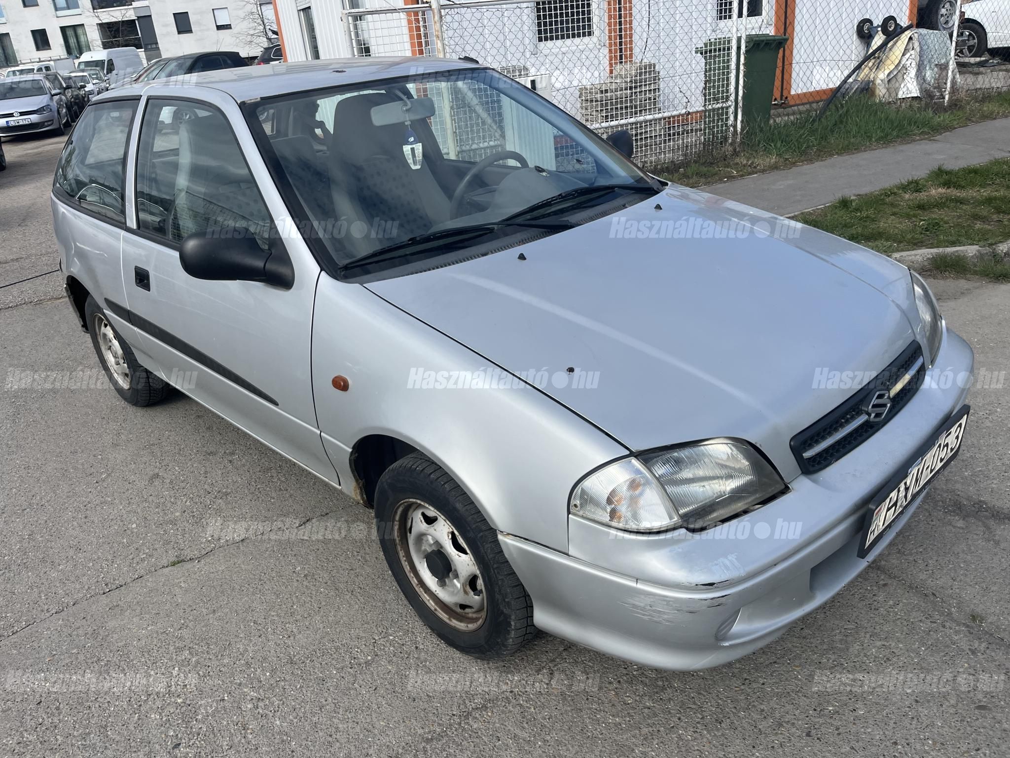 SUZUKI SWIFT 2001/12 - 1