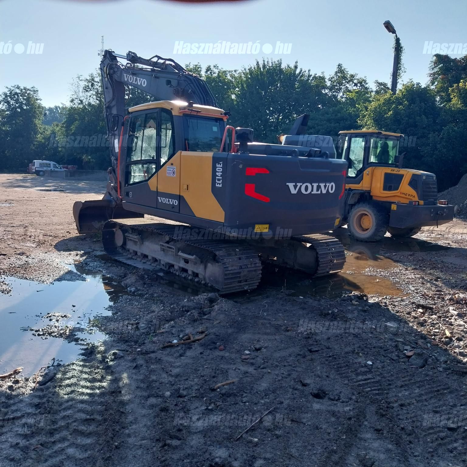 VOLVO 2018 - 1