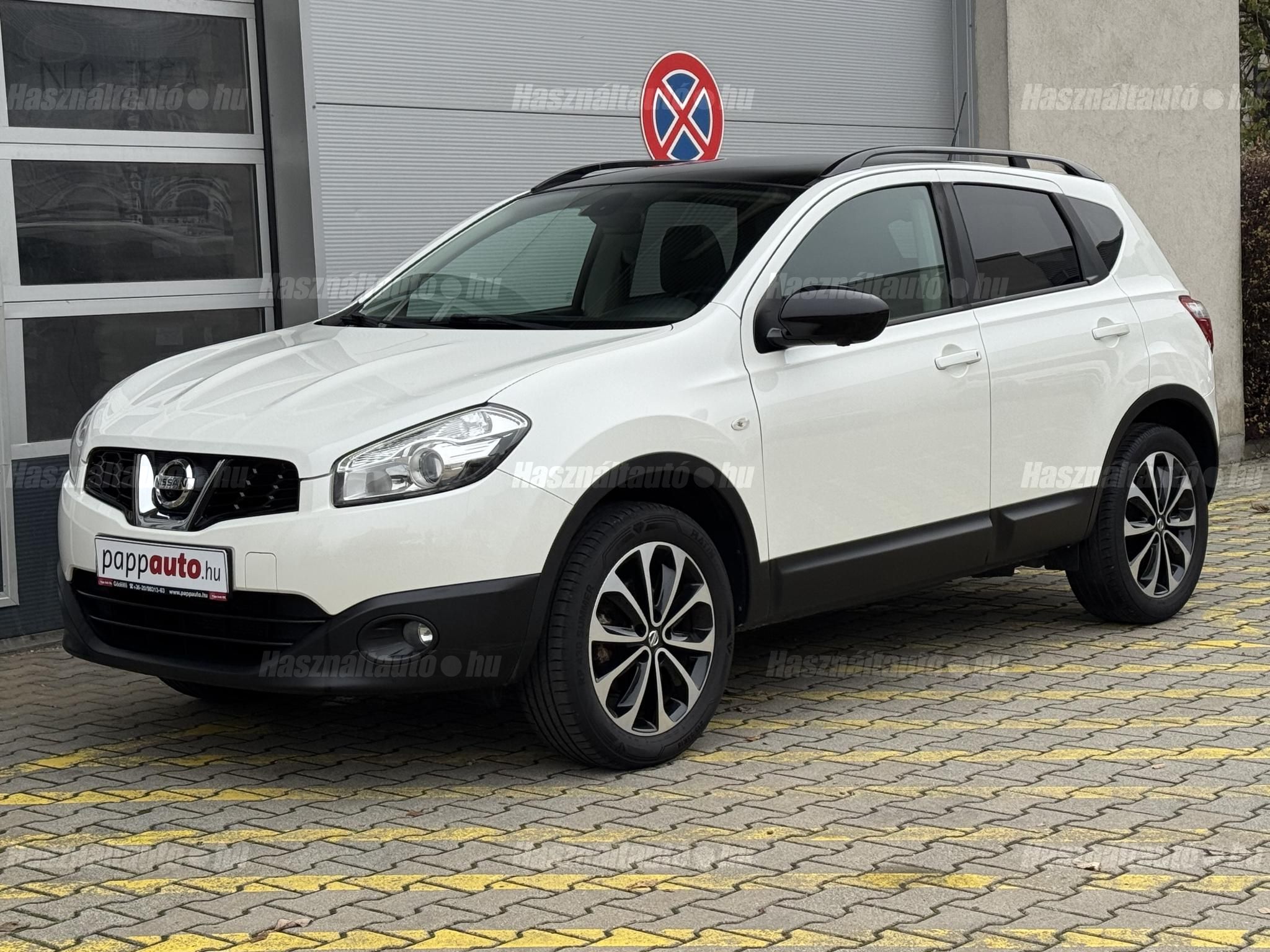 NISSAN QASHQAI 2013/12 - 1