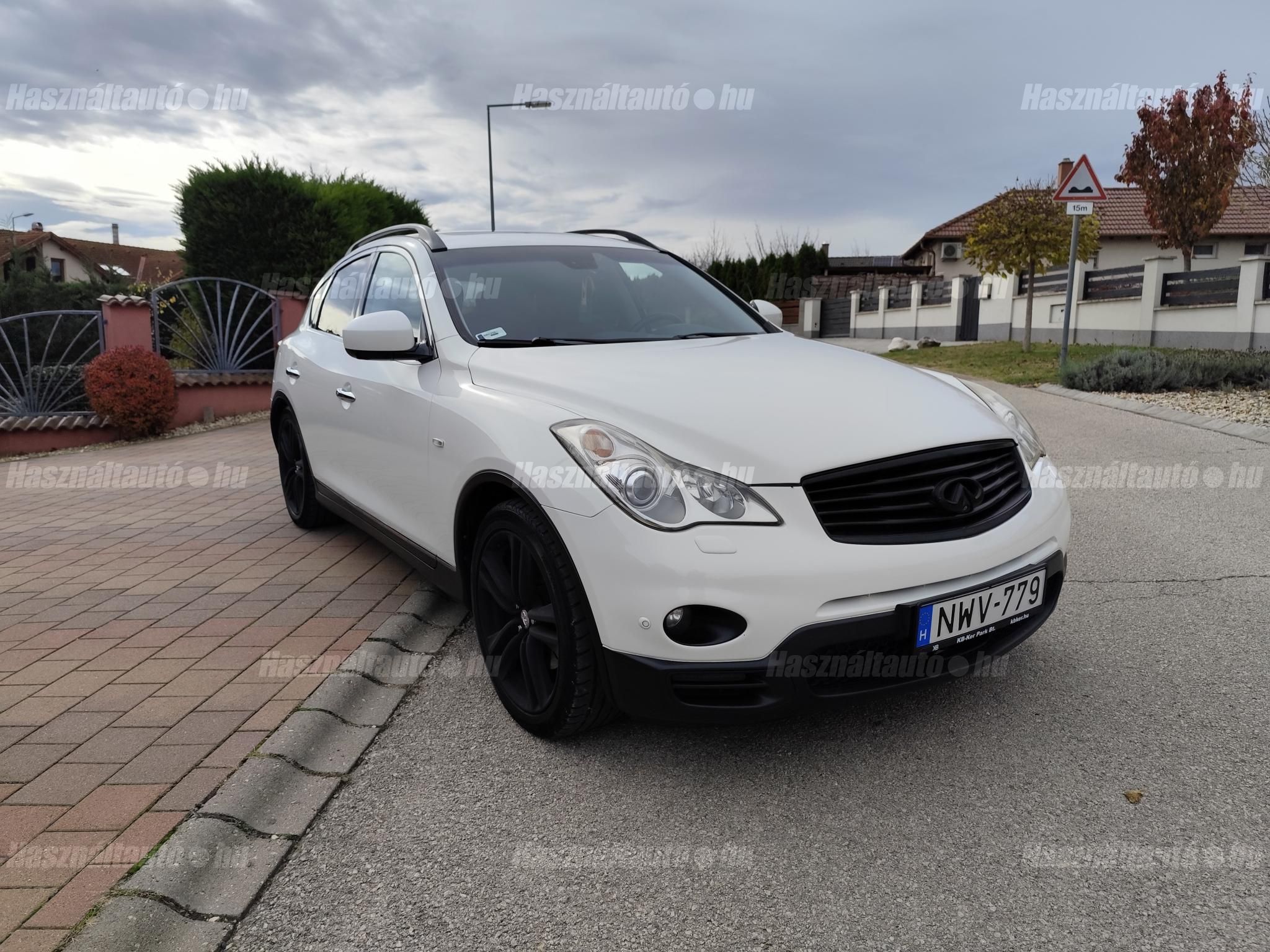 INFINITI EX 2011/7 - 1