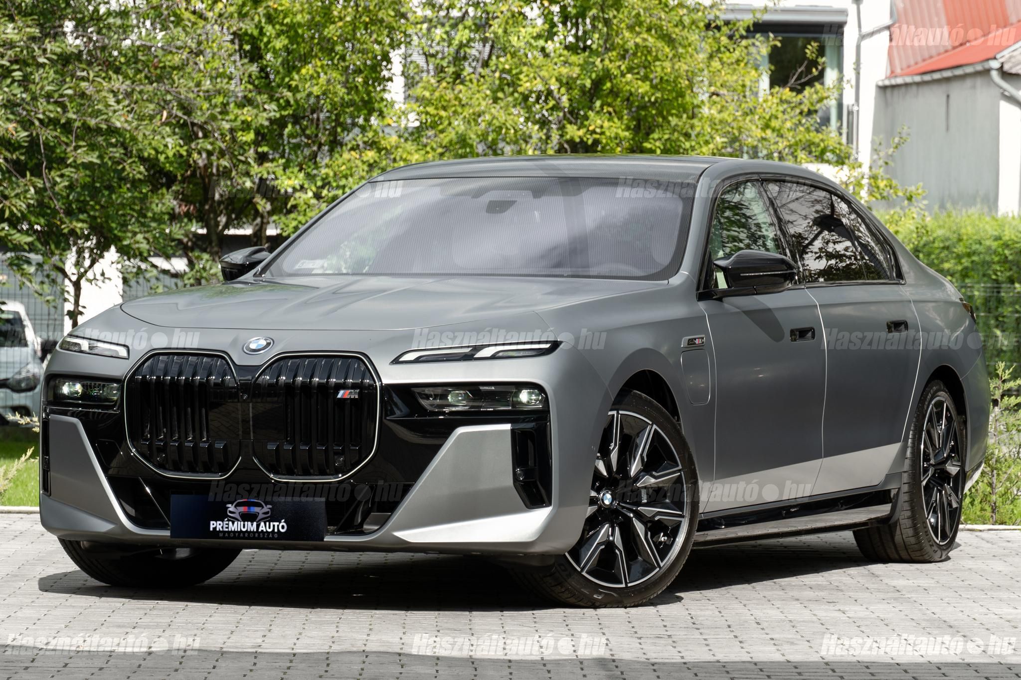 BMW 760 2025/9 - 1
