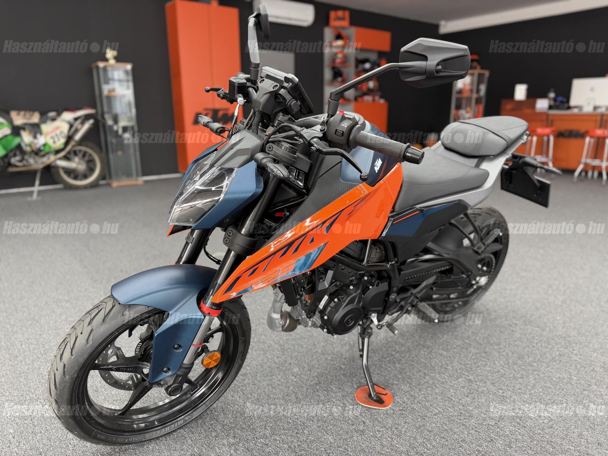 KTM 125 DUKE 2024 - 1