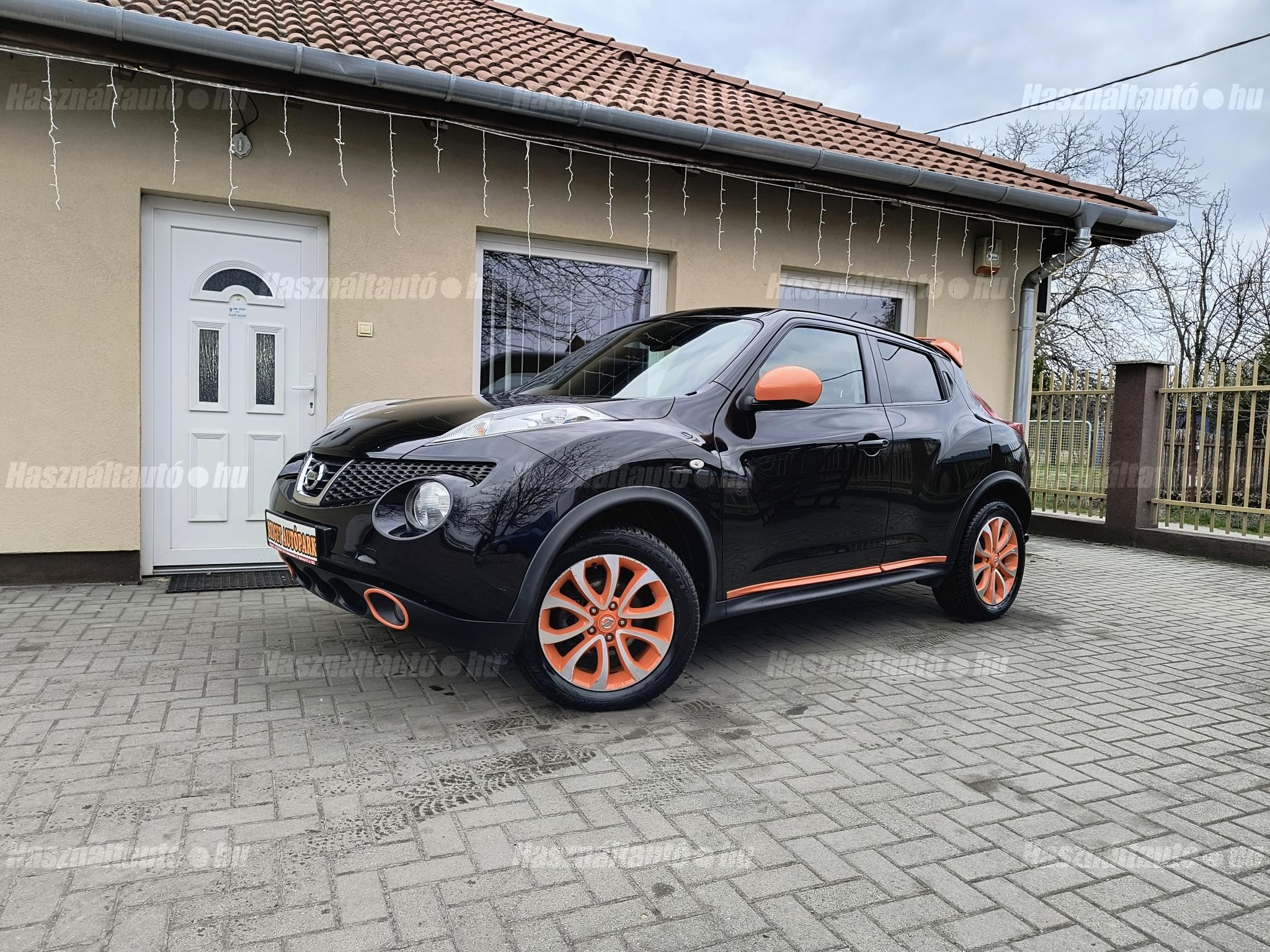 NISSAN JUKE 2013/4 - 1