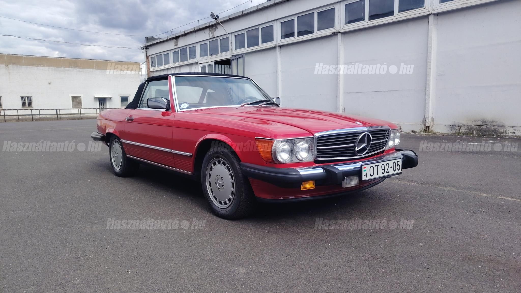 MERCEDES-BENZ SL 560 1985/5 - 1