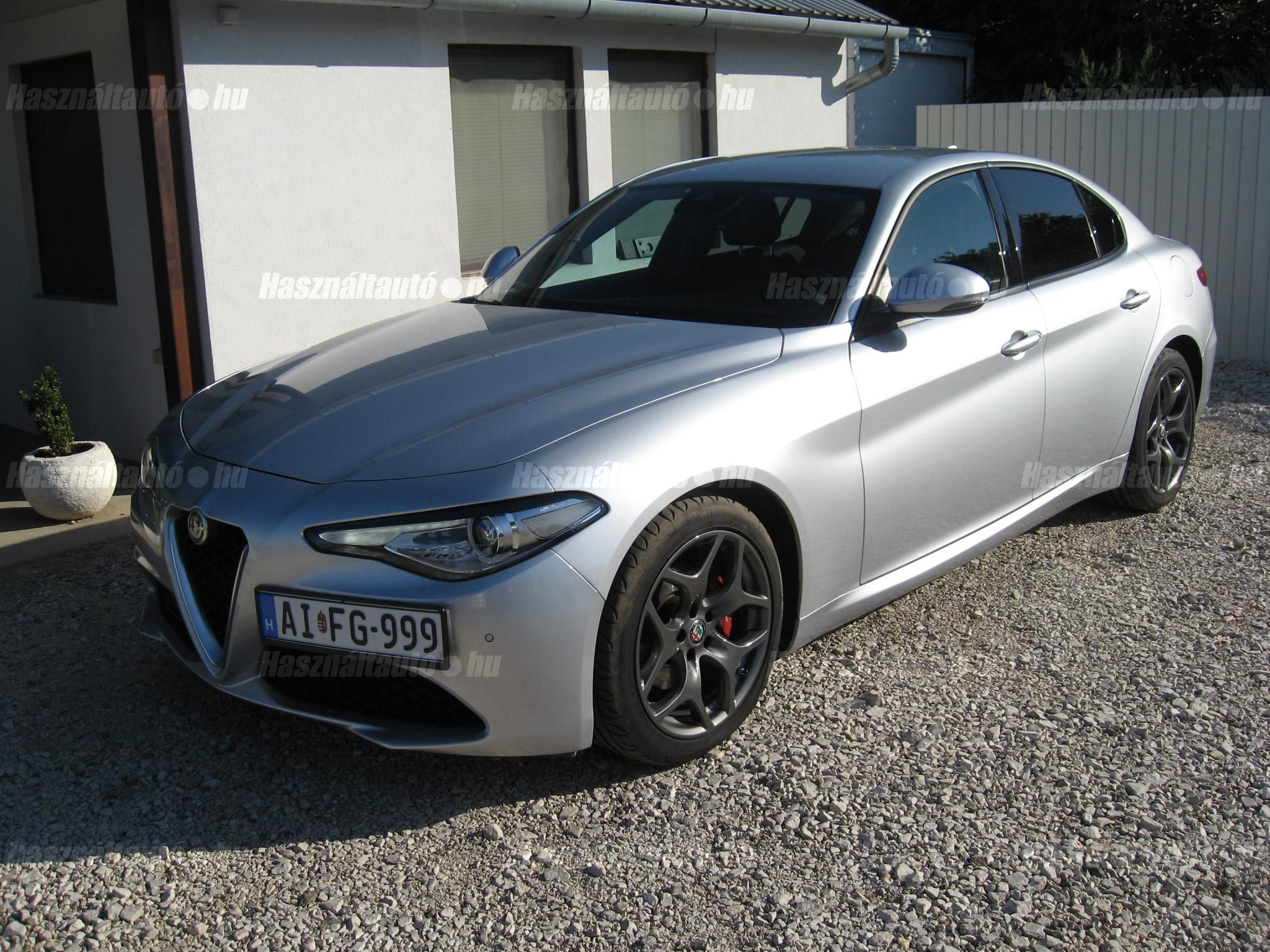 ALFA ROMEO GIULIA 2021/10 - 1