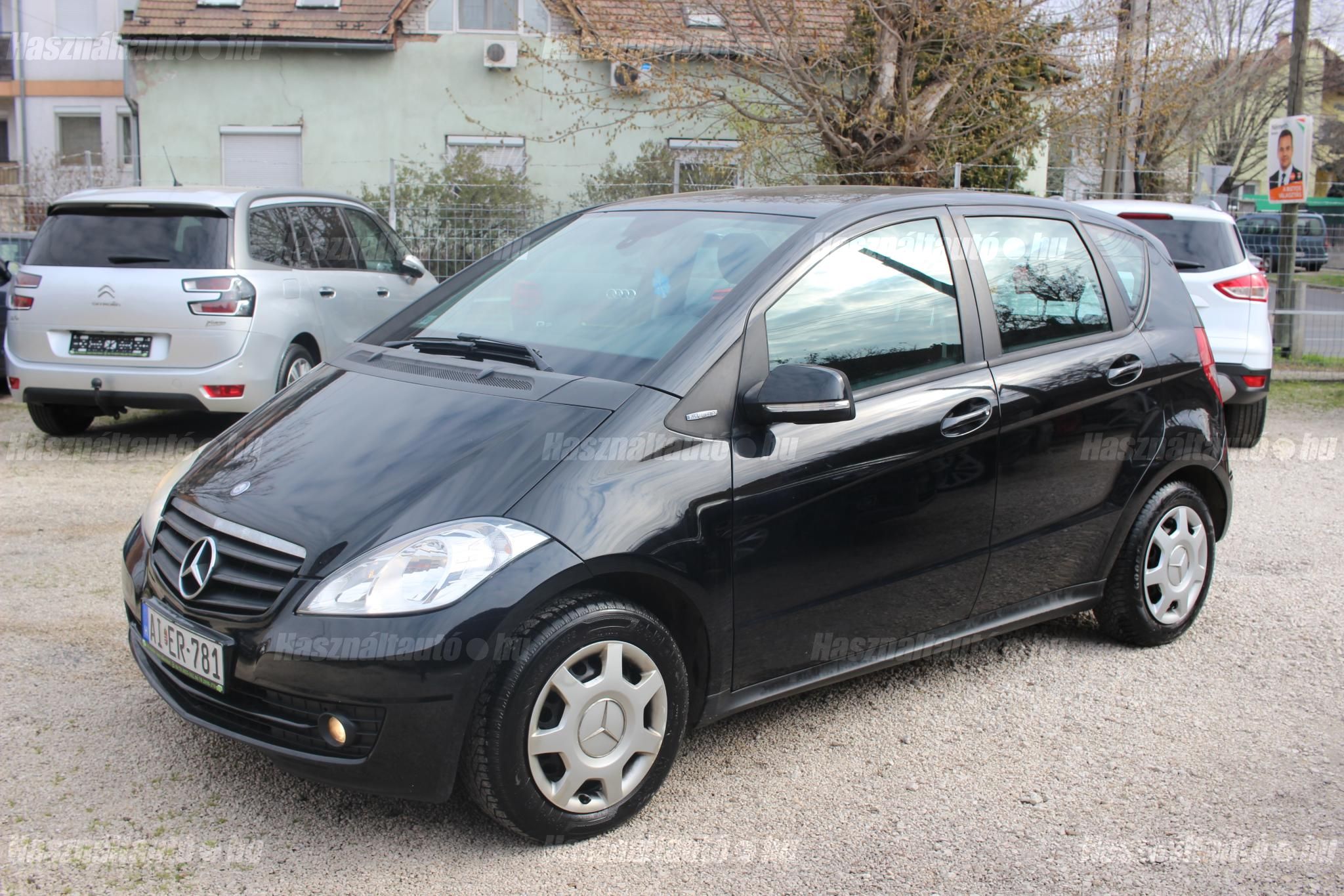 MERCEDES-BENZ A 160 2010/7 - 1