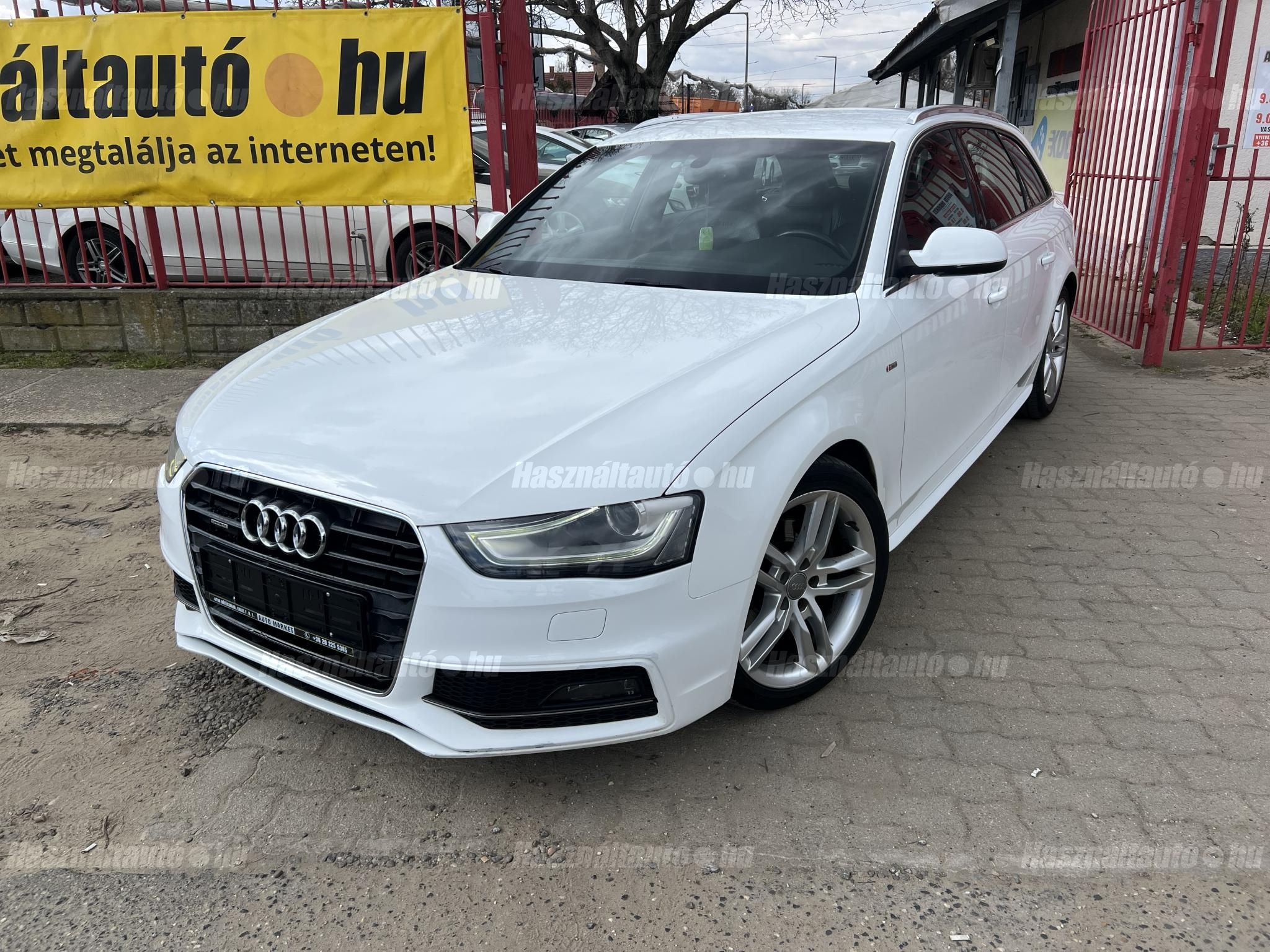 AUDI A4 2012/5 - 1