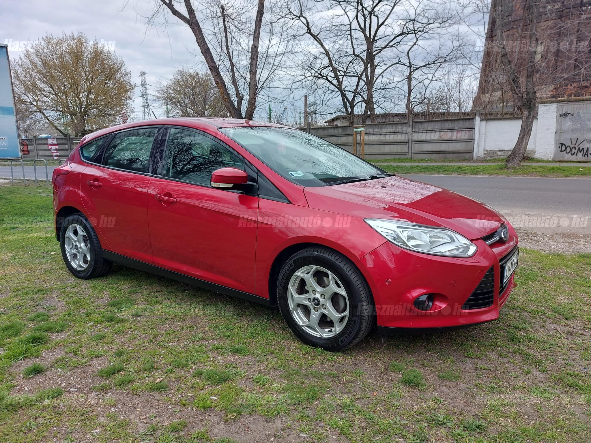 FORD FOCUS 2012 - 1