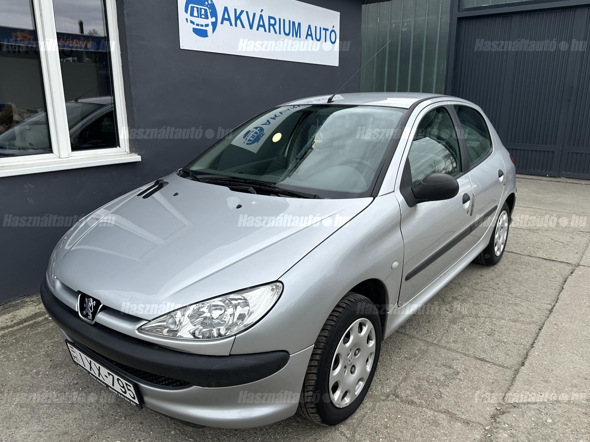 PEUGEOT 206 2003/12 - 1