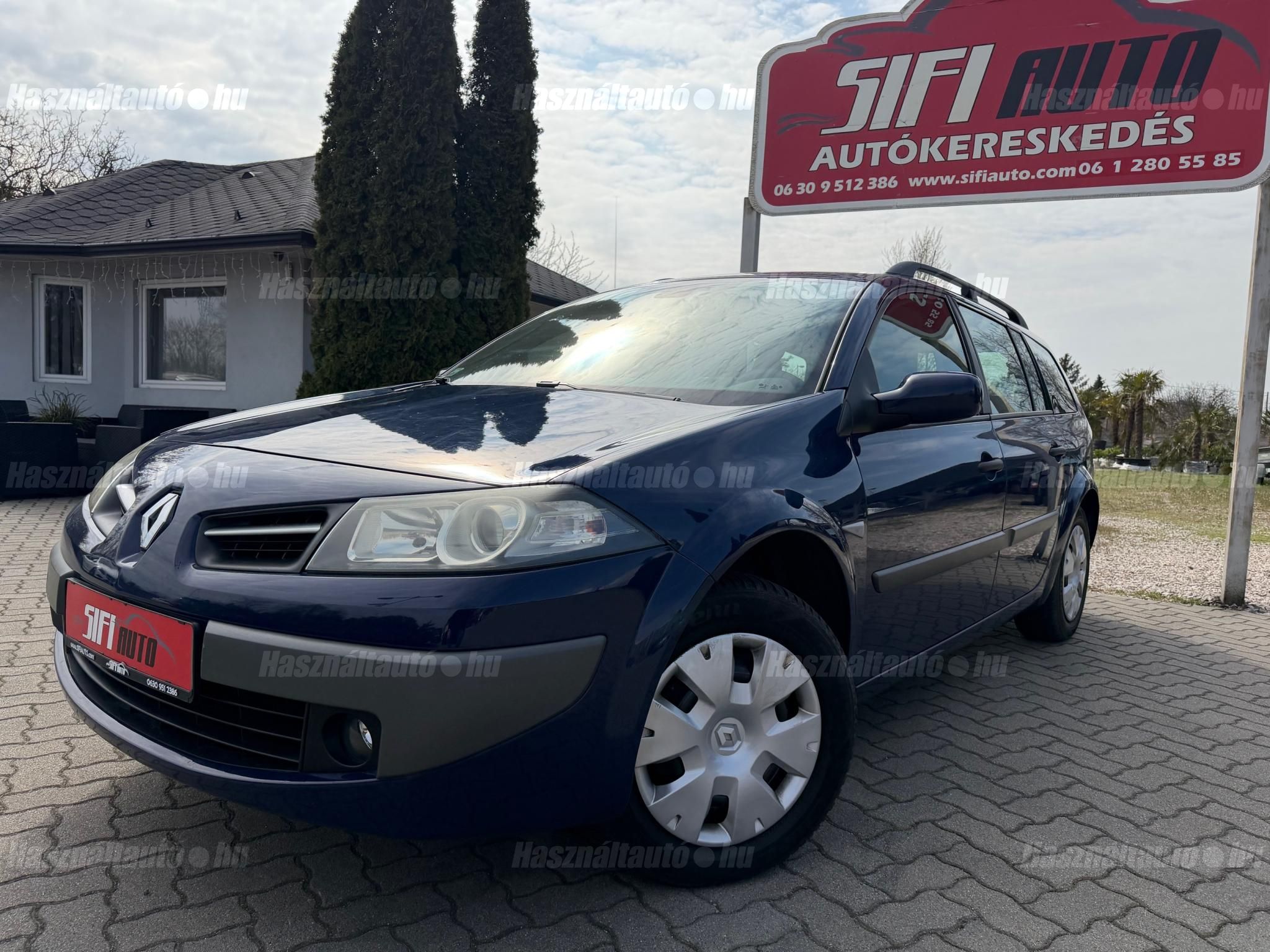 RENAULT MEGANE 2009/6 - 1