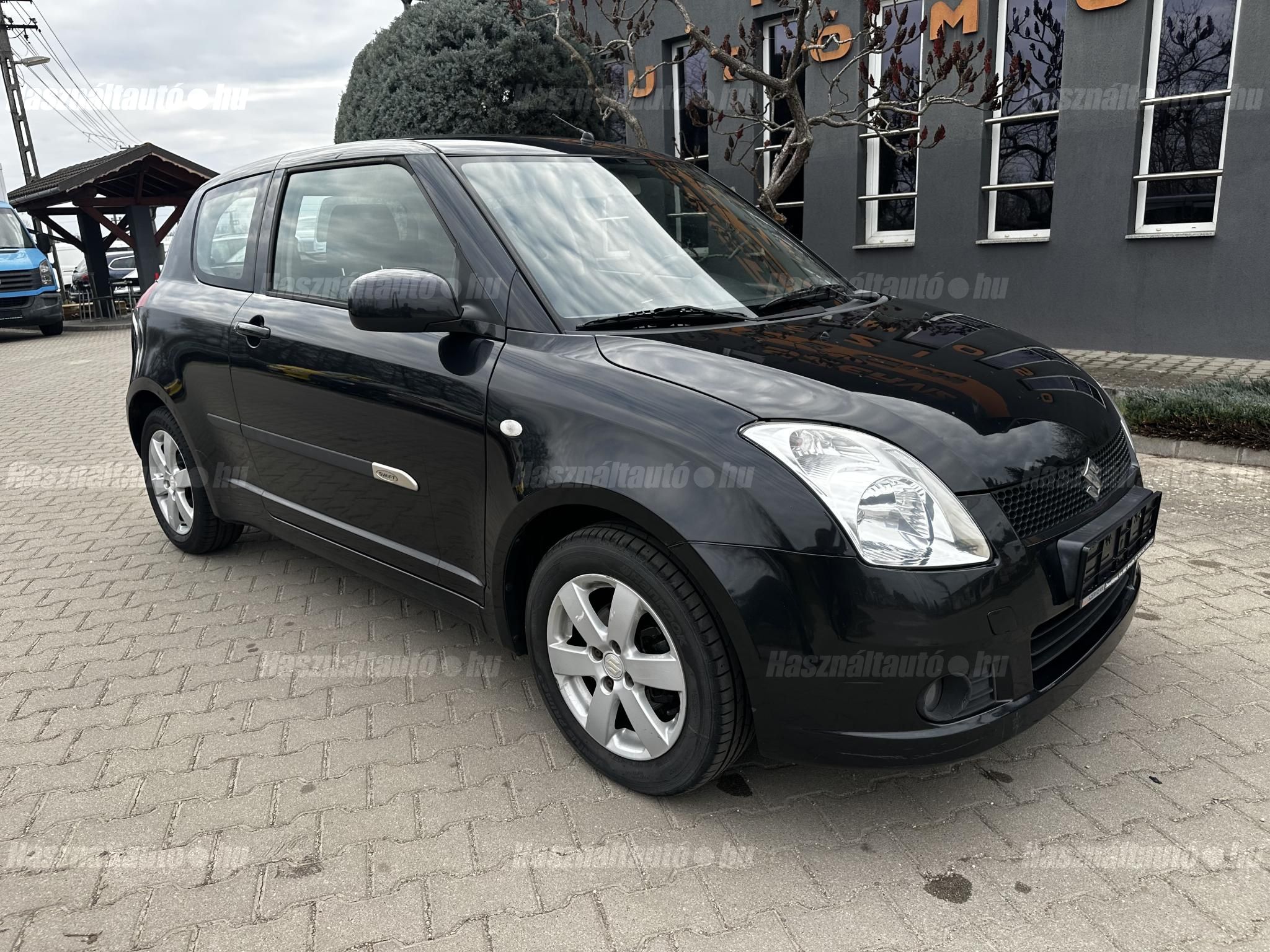SUZUKI SWIFT 2007/8 - 1