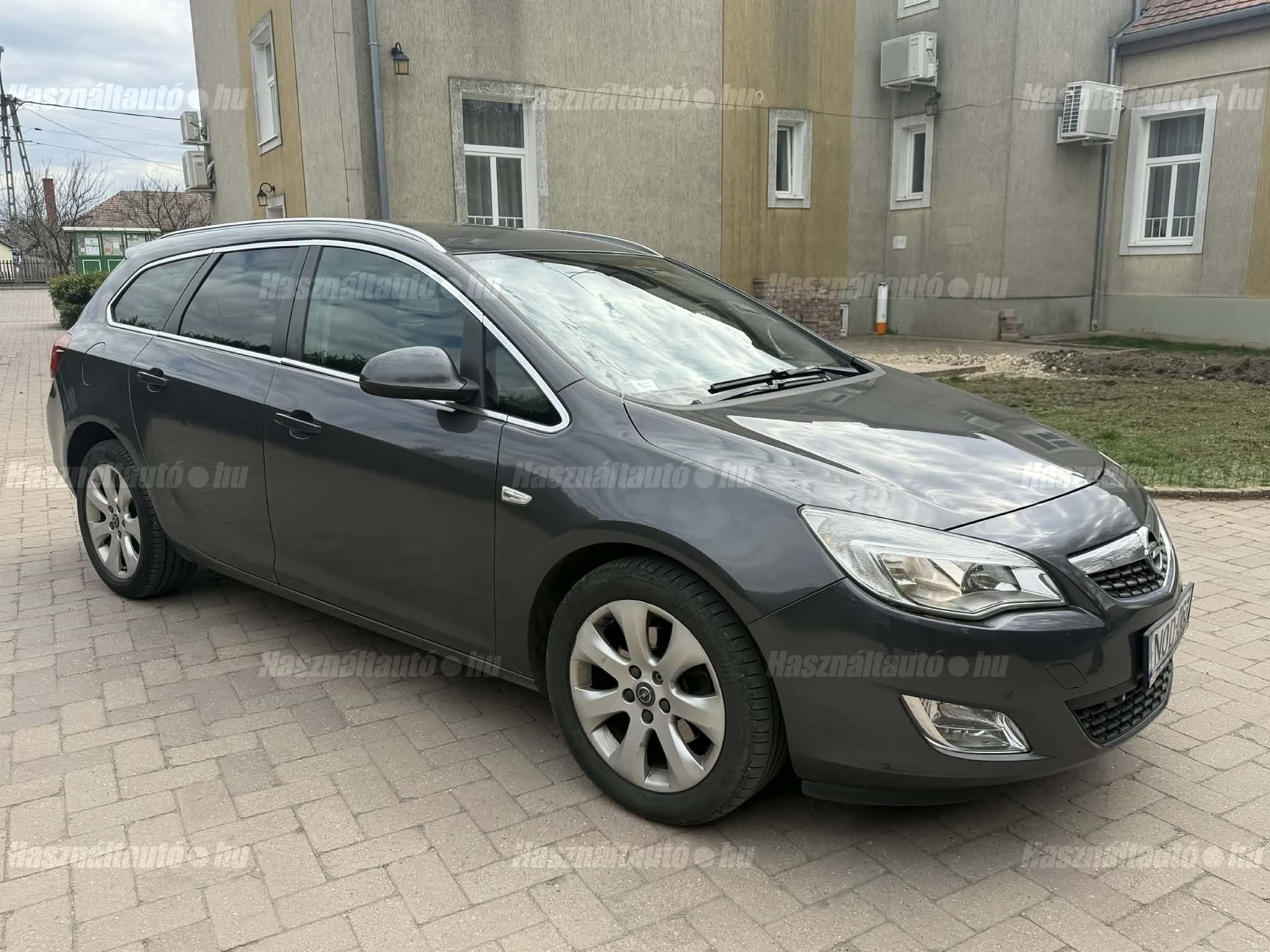 OPEL ASTRA J 2012/8 - 1