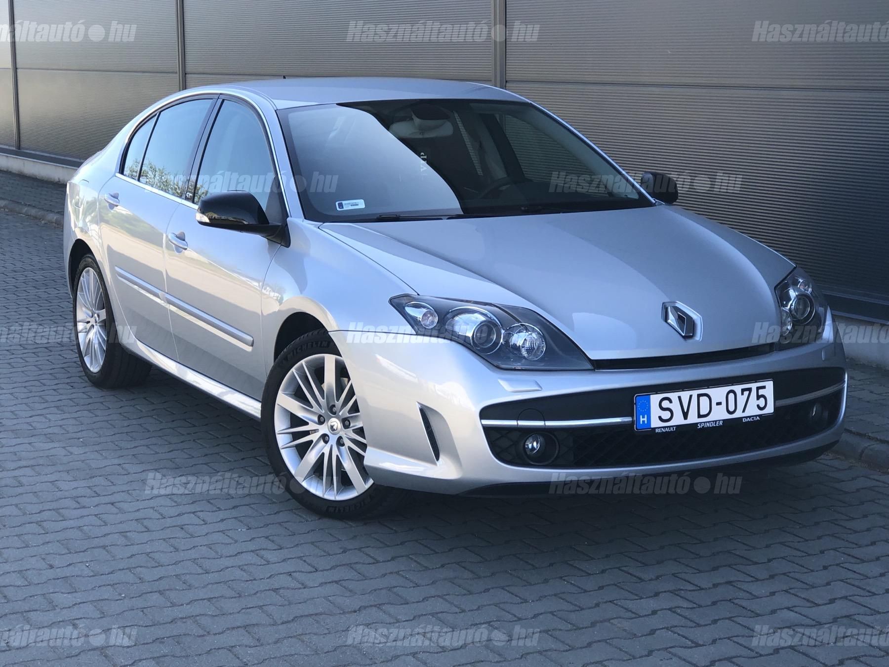 RENAULT LAGUNA 2008/9 - 1