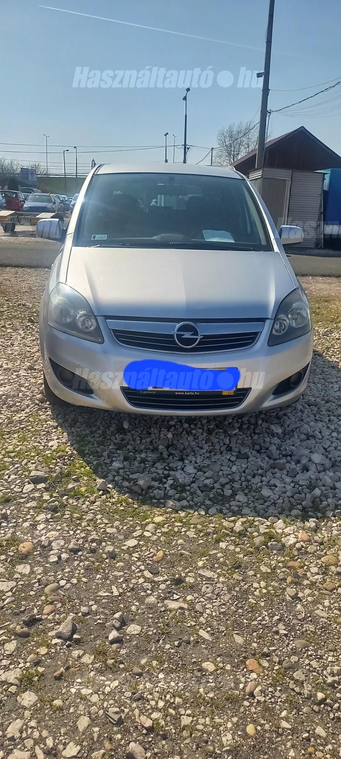 OPEL ZAFIRA B 2010/10 - 1
